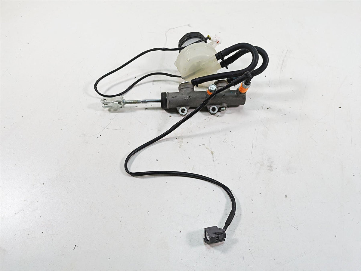 2021 CFMoto Zforce 500 Trail Main Brake Master Cylinder 5BWB-081100-00002 {{ shop.shopifyCountryName }} - Mototech271