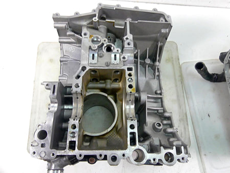 2015 BMW R1200GS GSW K50 Engine Housing Crankcase Crank Case Set 11008555027 {{ shop.shopifyCountryName }} - Mototech271
