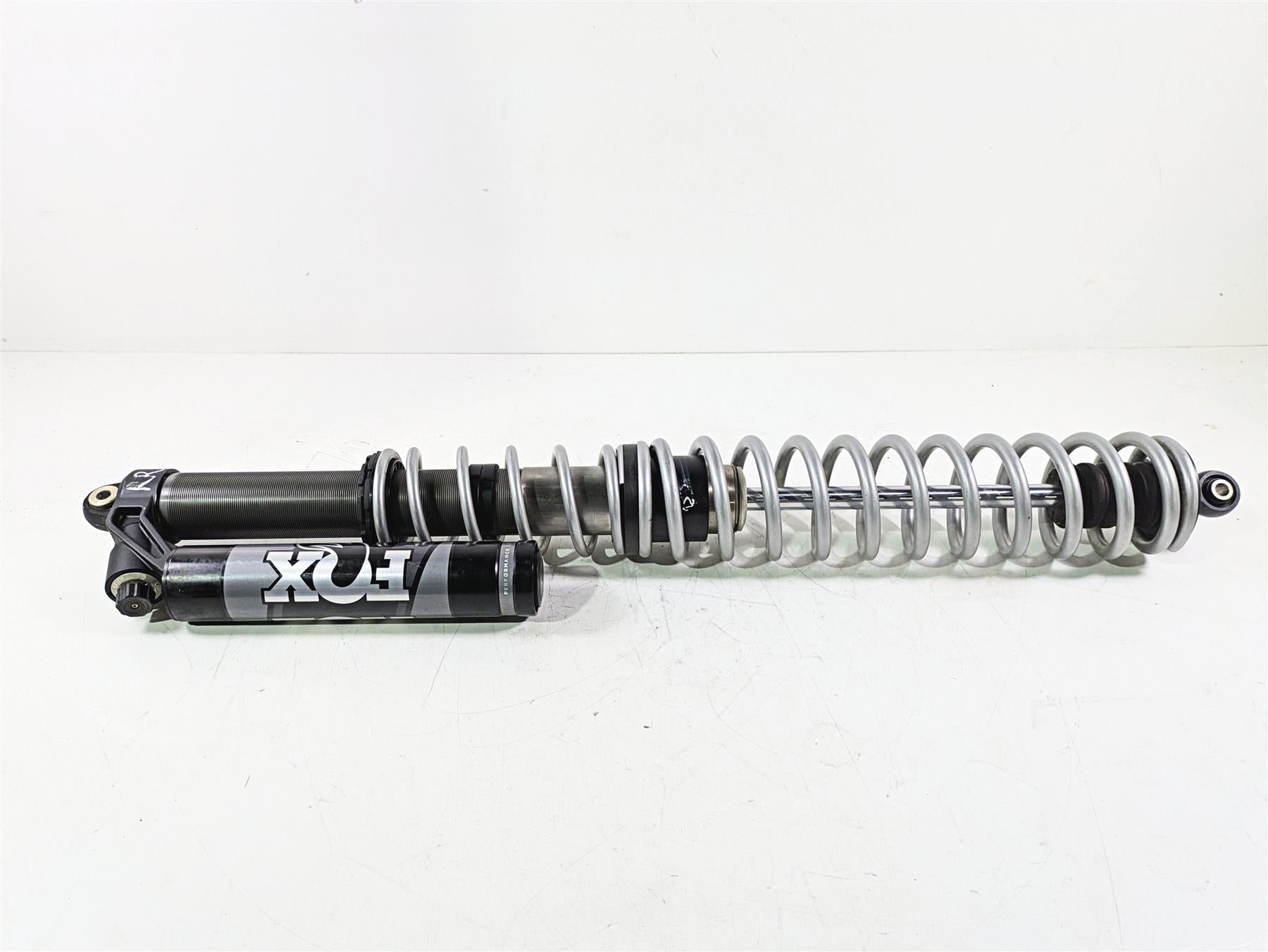 2021 Kawasaki Teryx KRX KRF 1000 Right Rear Shock Damper 45014-0628 {{ shop.shopifyCountryName }} - Mototech271