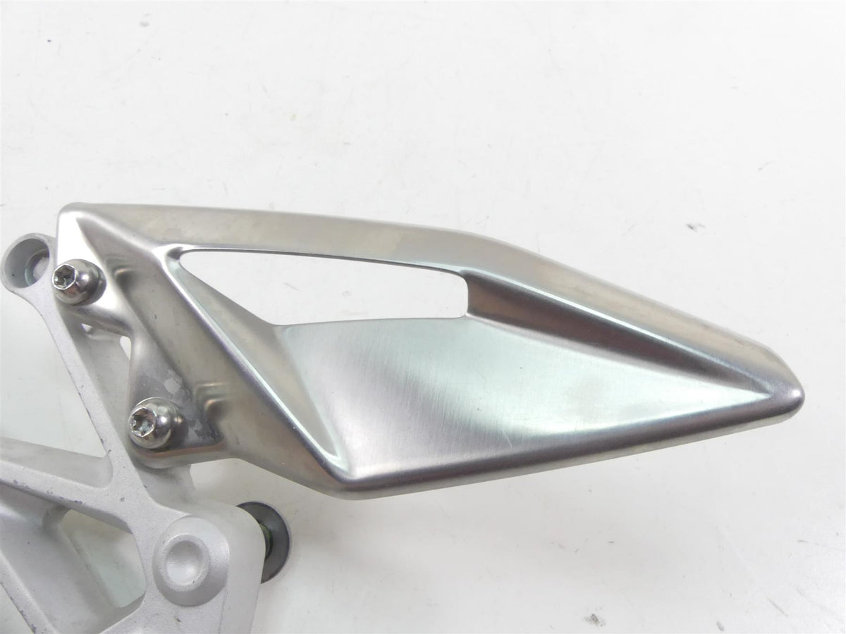 2018 Triumph Street Triple 765RS Left Rider Foot Peg Footpeg T2081534 {{ shop.shopifyCountryName }} - Mototech271