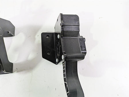 2023 Kawasaki Teryx KRX KRF 1000 C Foot Brake Accelerator Pedal Set 39075-0033 {{ shop.shopifyCountryName }} - Mototech271