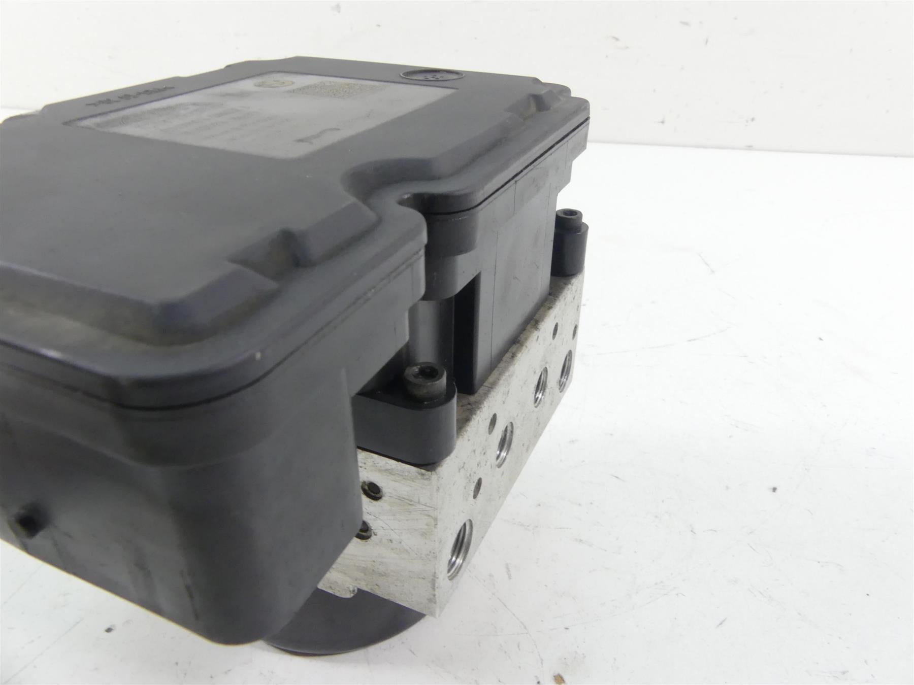 2012 BMW R1200 GS K255 Adventure Abs Brake Pump Pressure Unit Module 34517715109 {{ shop.shopifyCountryName }} - Mototech271