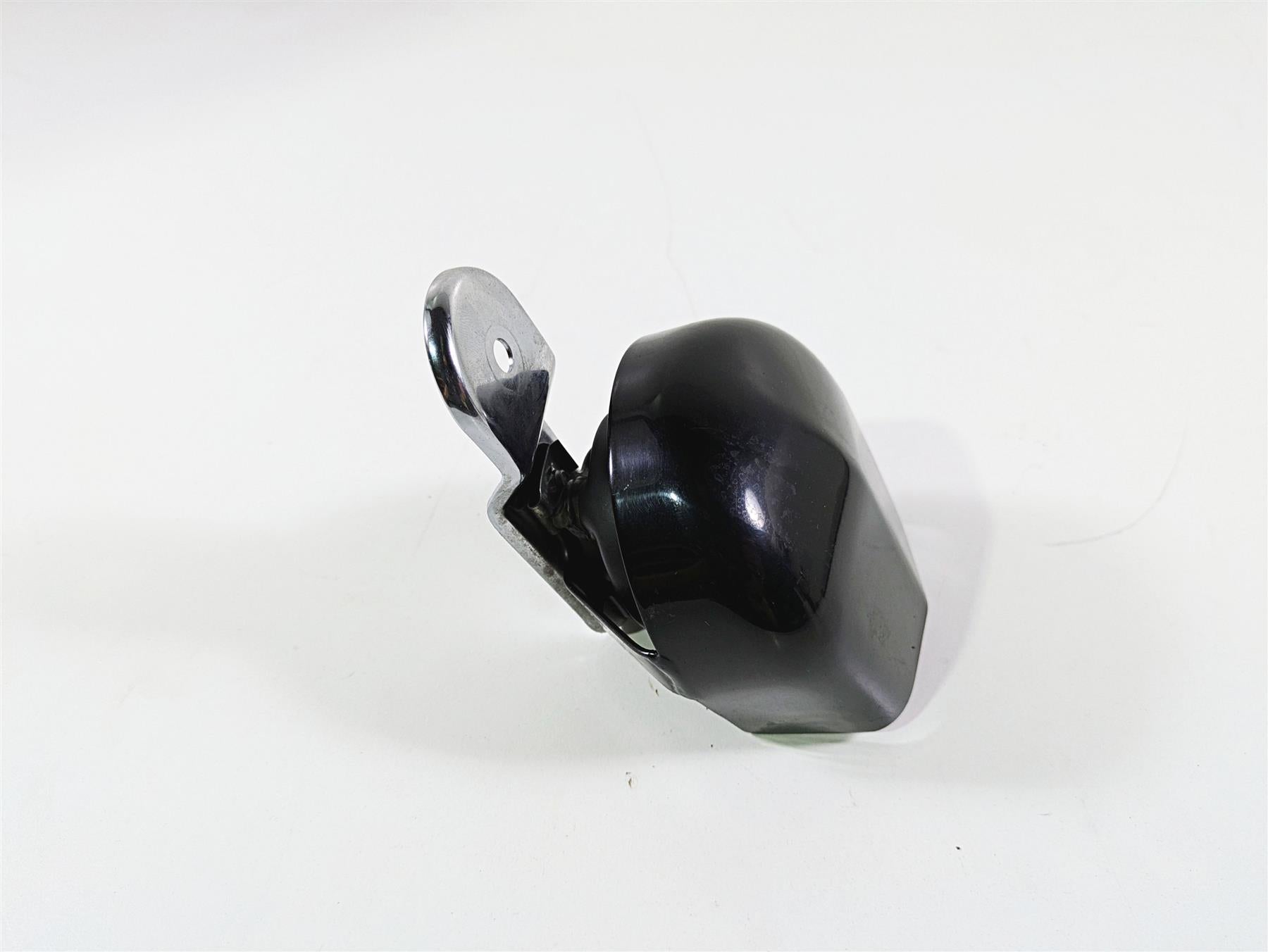 2009 Harley FLSTSB Cross Bones Horn & Black Cover 61300452 69060-90H {{ shop.shopifyCountryName }} - Mototech271