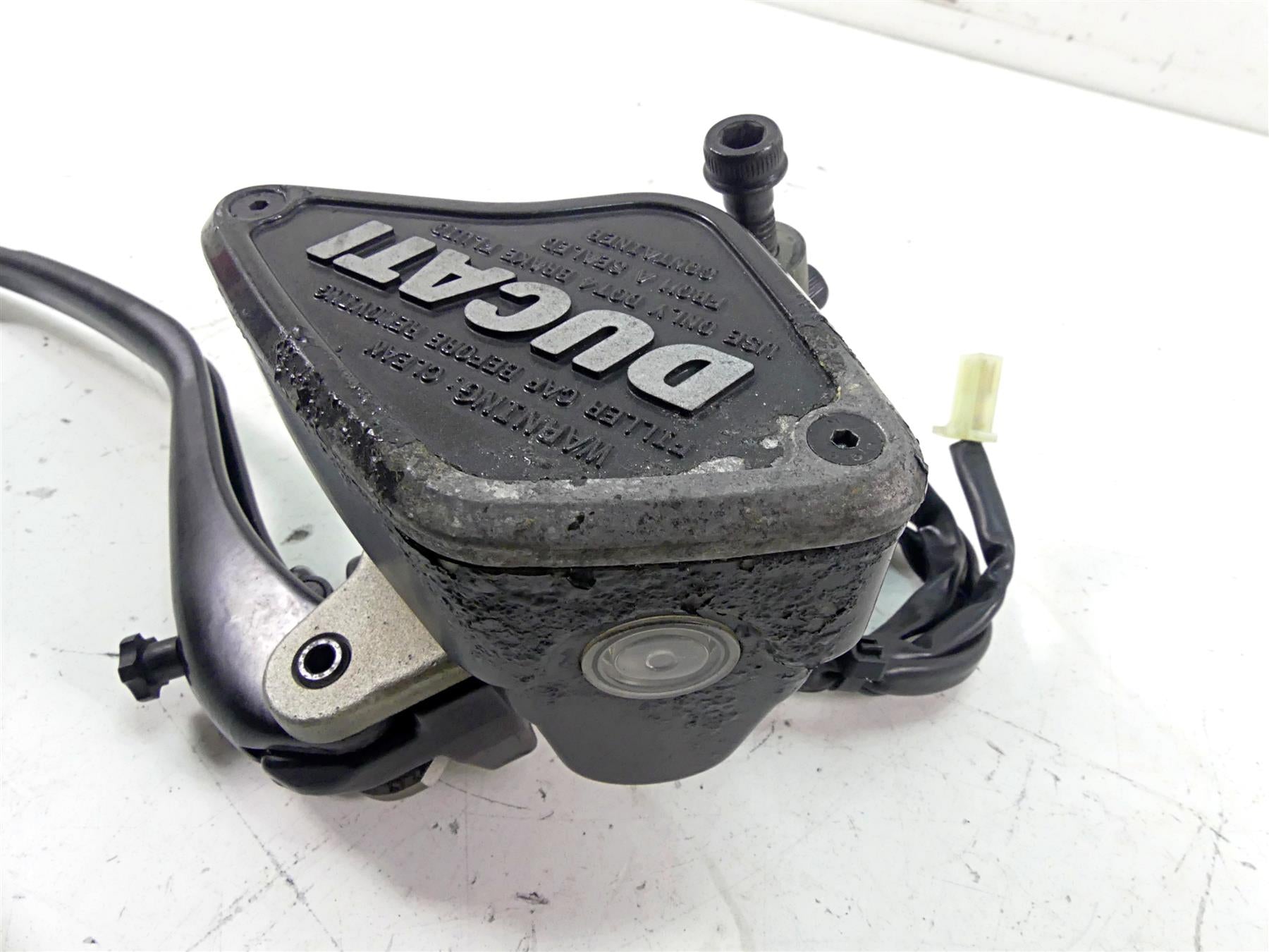 2013 Ducati Diavel Red Brembo Radial Front Brake Master Cylinder 62440661AB {{ shop.shopifyCountryName }} - Mototech271
