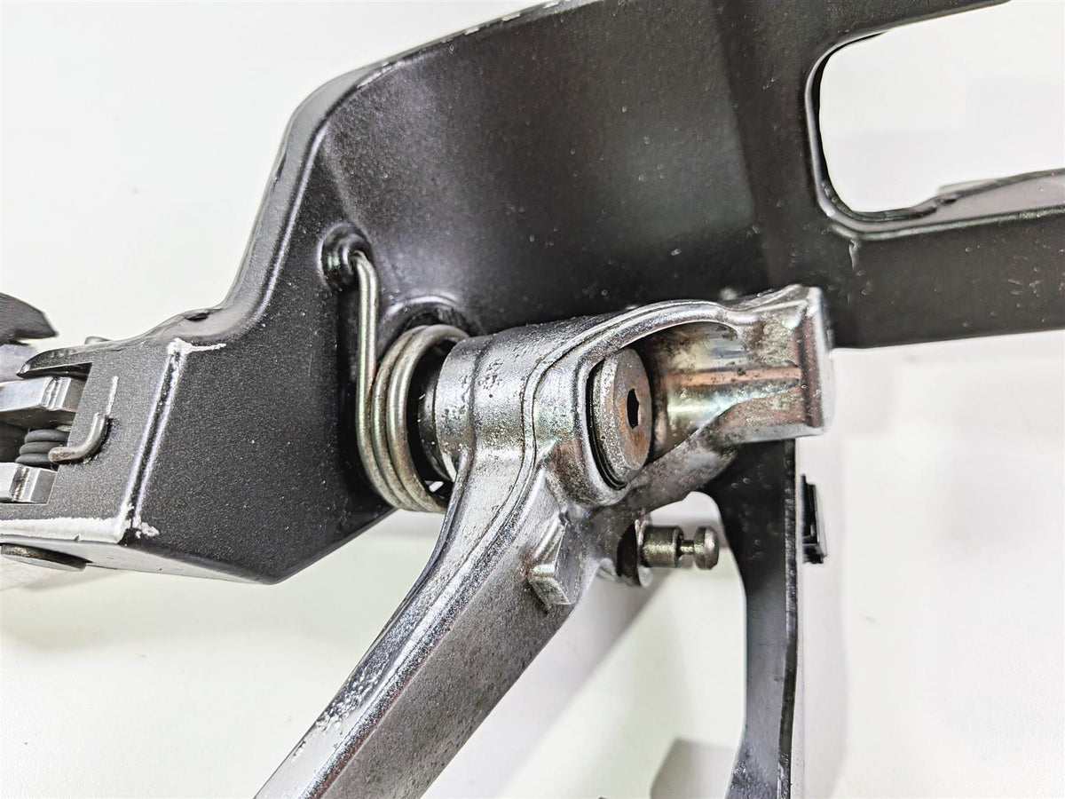2012 Yamaha XV1900 Raider S Right Foot Peg & Brake Pedal 5C7-27420-00-00 {{ shop.shopifyCountryName }} - Mototech271