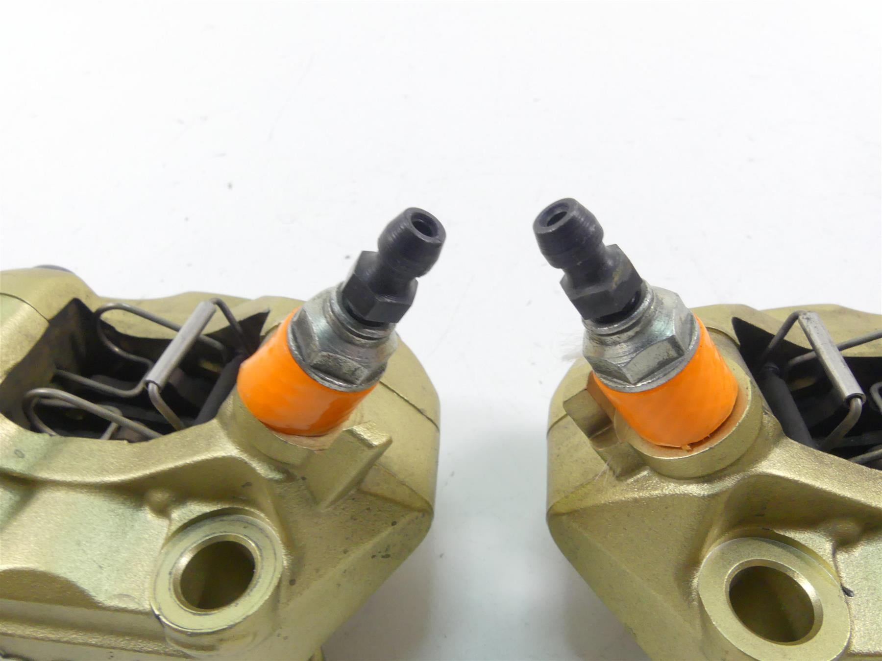 2018 BMW S1000RR K46 Front Brembo Brake Caliper 100mm Set 34117714783 34117714784 {{ shop.shopifyCountryName }} - Mototech271
