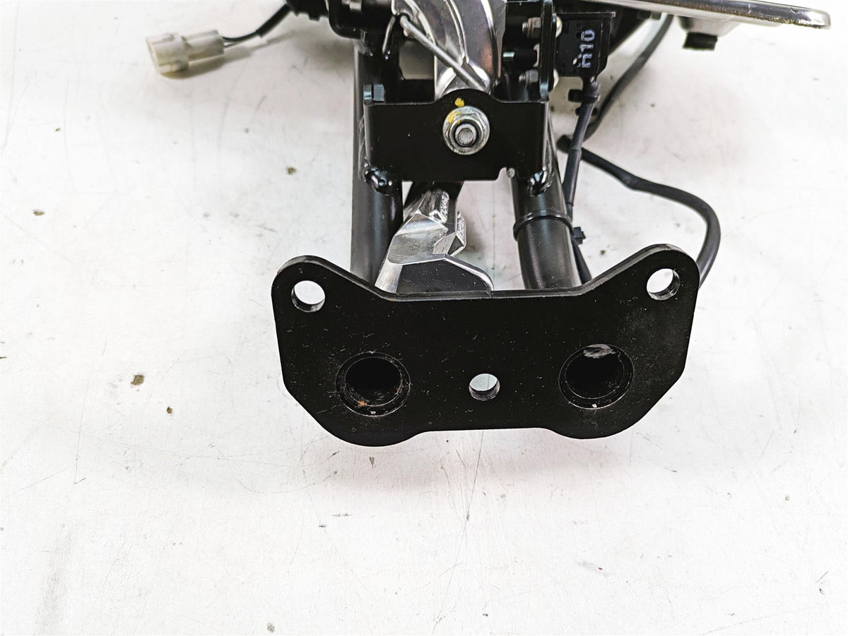 2014 Moto Guzzi California 1400 T Right Front Floorboard & Brake Pedal 887302 {{ shop.shopifyCountryName }} - Mototech271