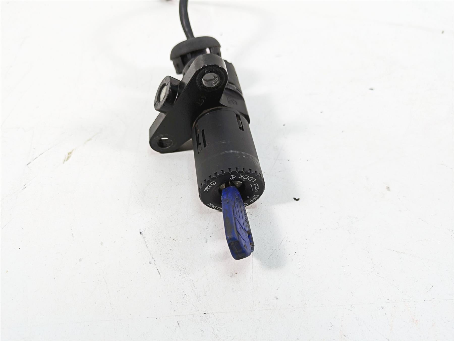 2008 Buell 1125 R Ignition Switch Key Lock Set - Read Y0602.02A8 Y0724.02A8 {{ shop.shopifyCountryName }} - Mototech271