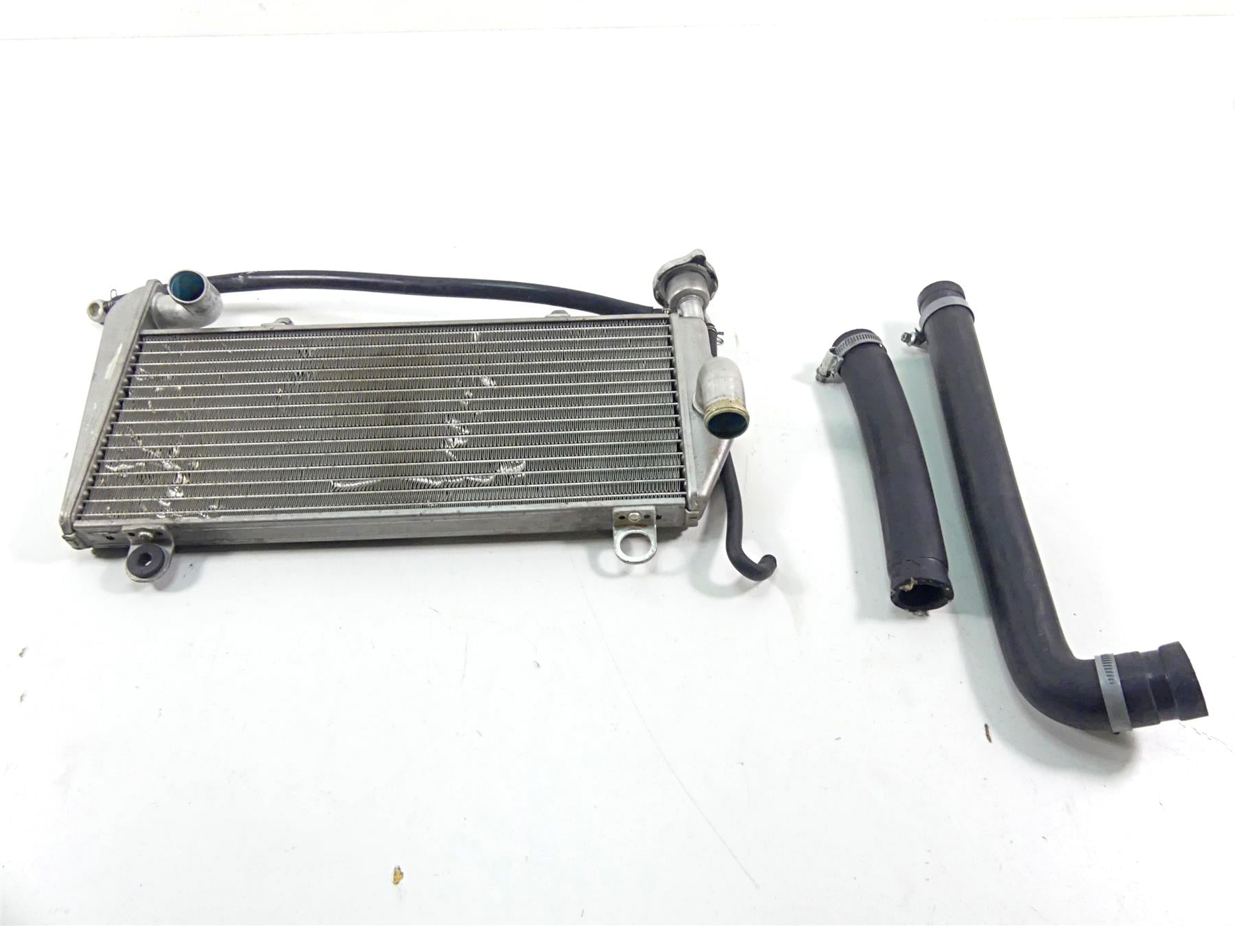2012 Ducati Panigale 1199S Upper Radiator & Coolant Hoses -No Leaks 54840961B {{ shop.shopifyCountryName }} - Mototech271