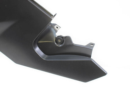 2008 BMW K1200GT K1200 GT K44 Tank Between Leg Side Fairing Set 46637685024 {{ shop.shopifyCountryName }} - Mototech271