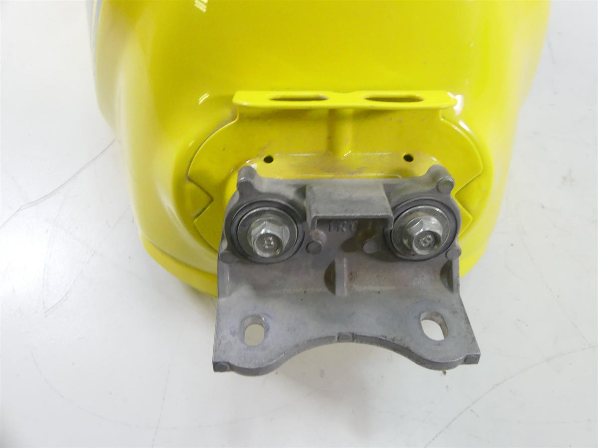 2015 Yamaha MT09 FZ09 Yellow Fuel Gas Petrol Tank -No Dents 1RC-24110-00-00 {{ shop.shopifyCountryName }} - Mototech271