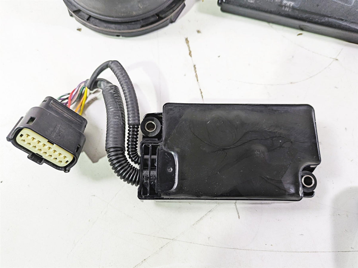 2019 Triumph Speed Triple RS 1050 Ignition Switch Key Immobilizer Cdi T1293450 {{ shop.shopifyCountryName }} - Mototech271