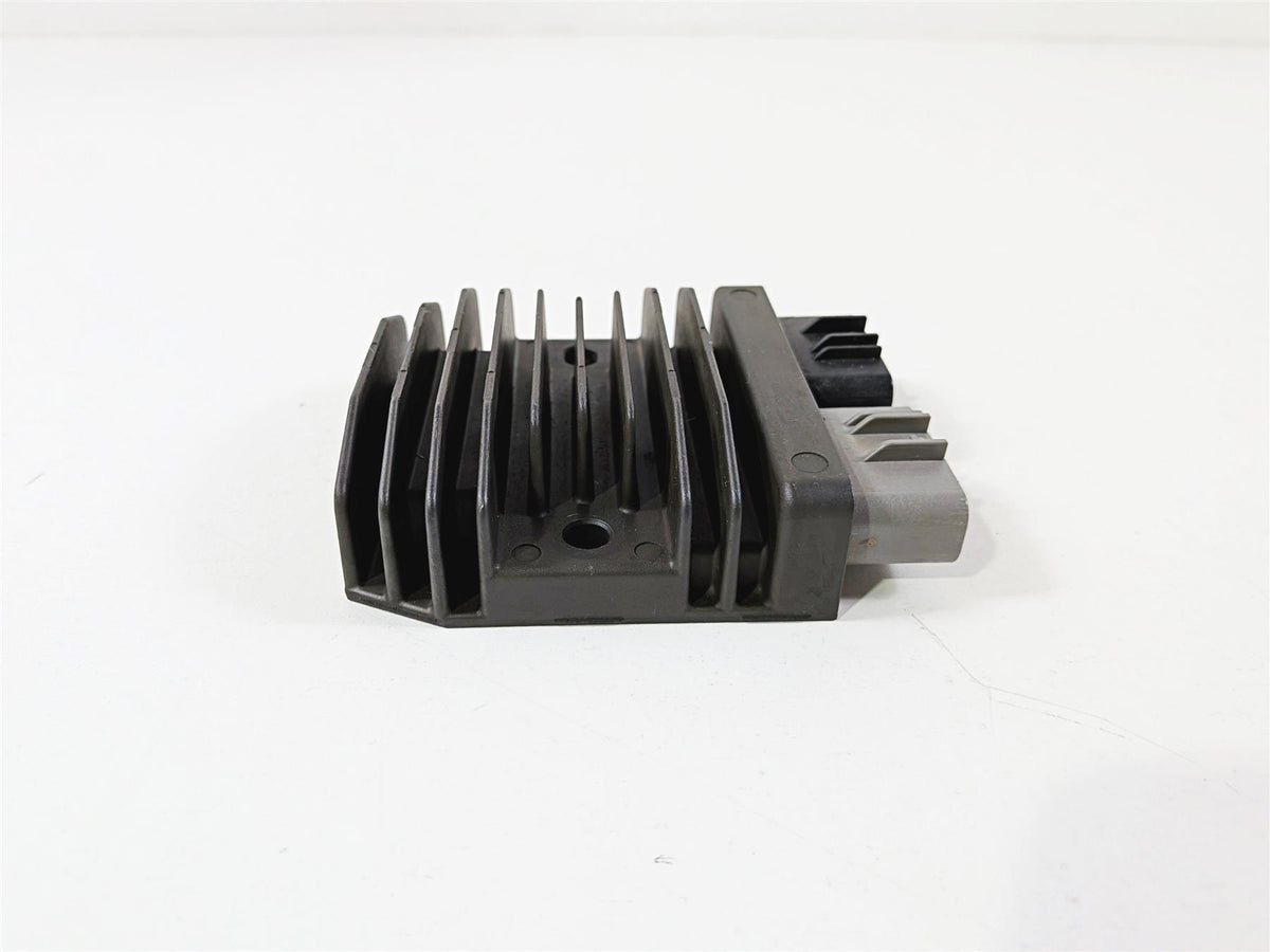 2021 Yamaha YXZ1000R EPS SS SE Rectifier Voltage Regulator B5H-81960-00 FH027DA {{ shop.shopifyCountryName }} - Mototech271