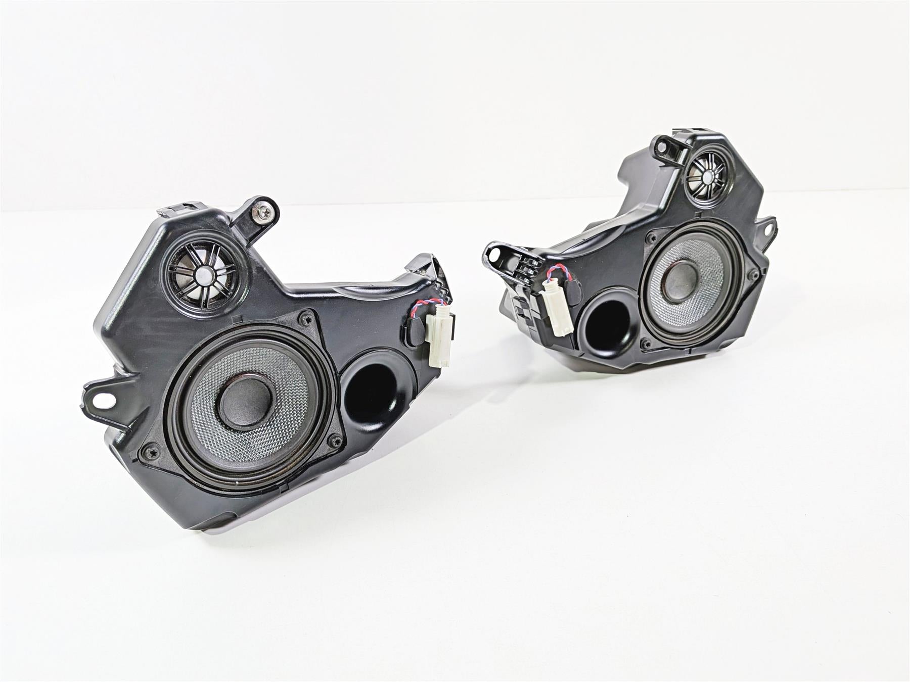 2023 BMW R1250RT RTP K52 Left Right Audio Speaker Set 65138543457 65138543458 {{ shop.shopifyCountryName }} - Mototech271