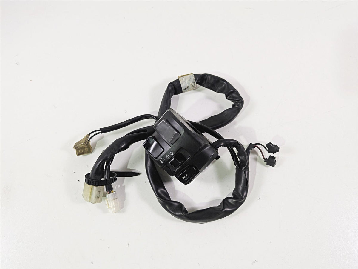 2014 Yamaha YZFR1 R1 RN22 Left Hand Control Switch 1KB-83972-00-00 {{ shop.shopifyCountryName }} - Mototech271