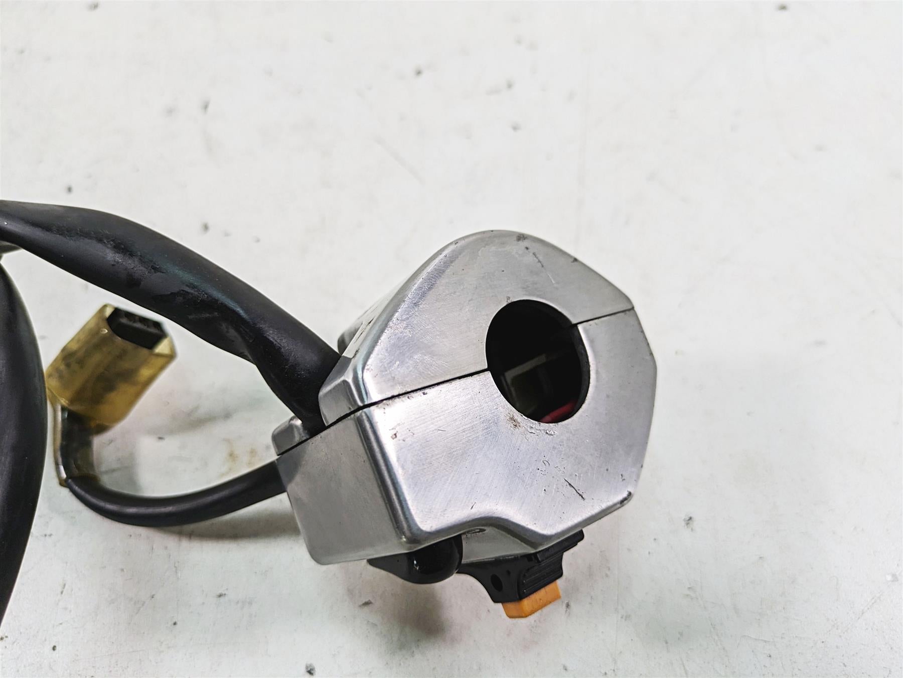 1997 Kawasaki VN1500 Vulcan Left Hand Turn Signal Control Switch 46091-1449 {{ shop.shopifyCountryName }} - Mototech271