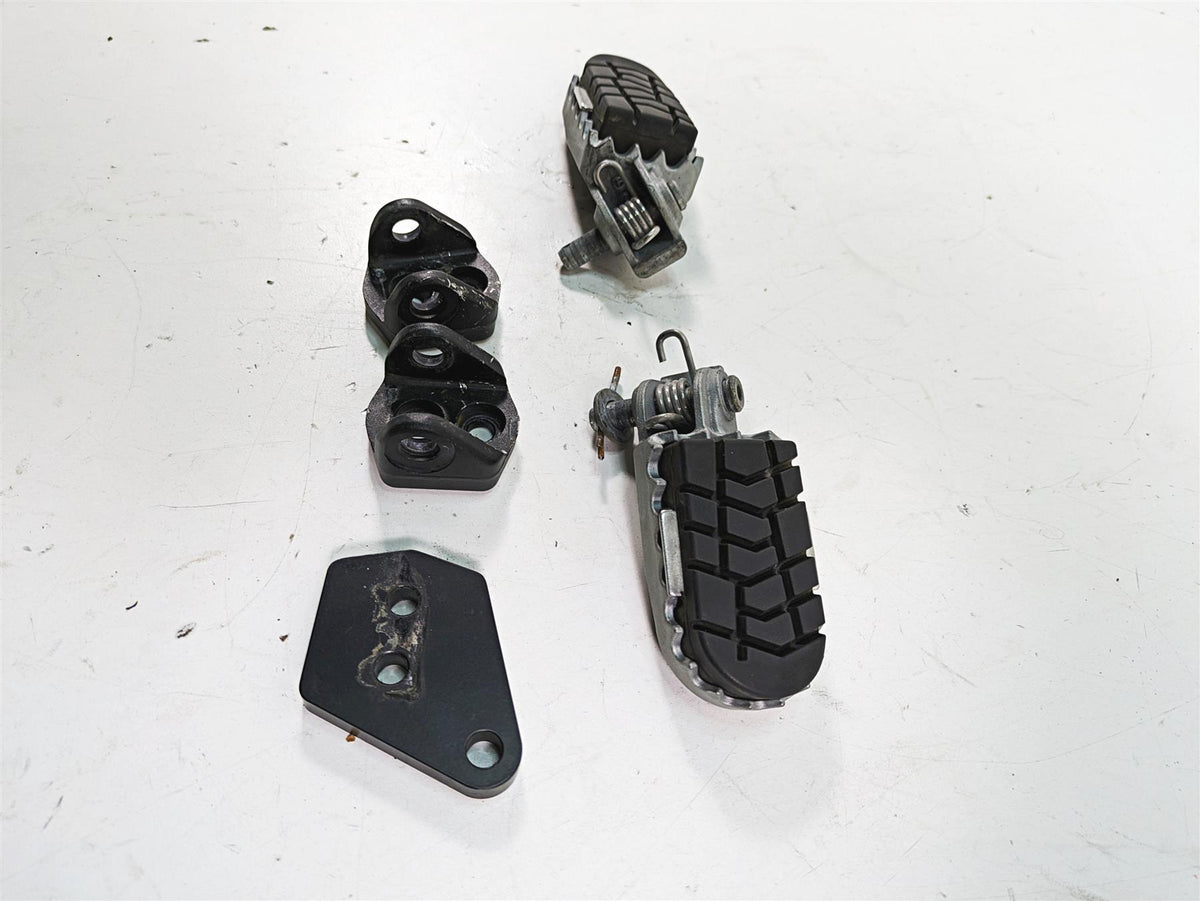 2018 KTM 1090 Adventure R Rider Footpegs Foot Peg Rest Set 60003040133 {{ shop.shopifyCountryName }} - Mototech271