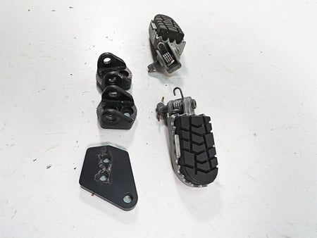 2018 KTM 1090 Adventure R Rider Footpegs Foot Peg Rest Set 60003040133 {{ shop.shopifyCountryName }} - Mototech271