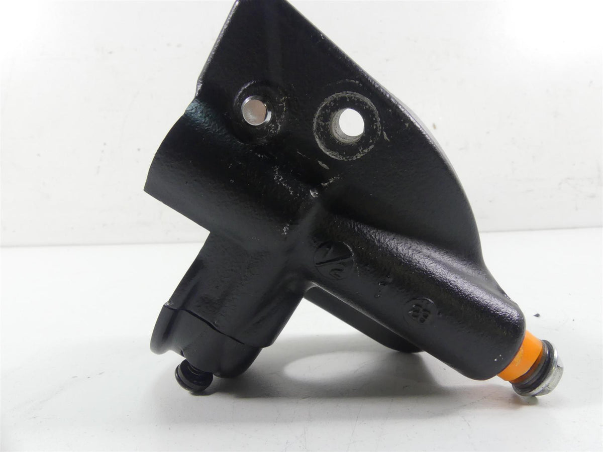 2022 Harley Softail FXBBS Street Bob Front Brake Master Cylinder 1/2" 41700233 {{ shop.shopifyCountryName }} - Mototech271
