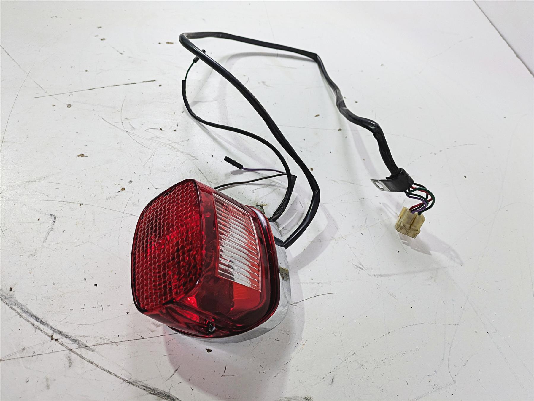 1992 Harley FLSTC Softail Heritage Taillight Tail Light & Wiring 68008-73B {{ shop.shopifyCountryName }} - Mototech271