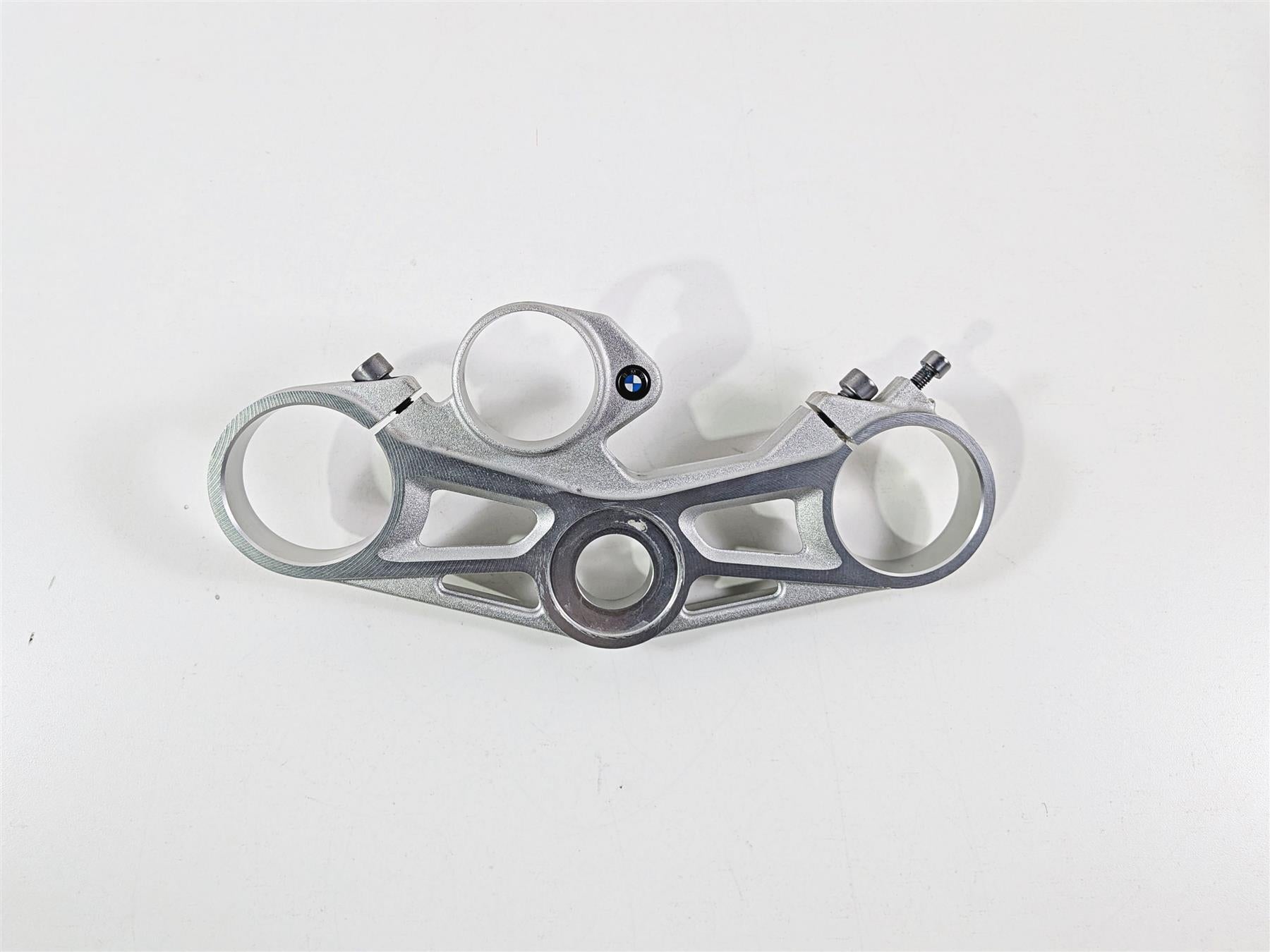 2017 BMW S1000RR K46 Upper Triple Tree Steering Clamp 31428549498 {{ shop.shopifyCountryName }} - Mototech271
