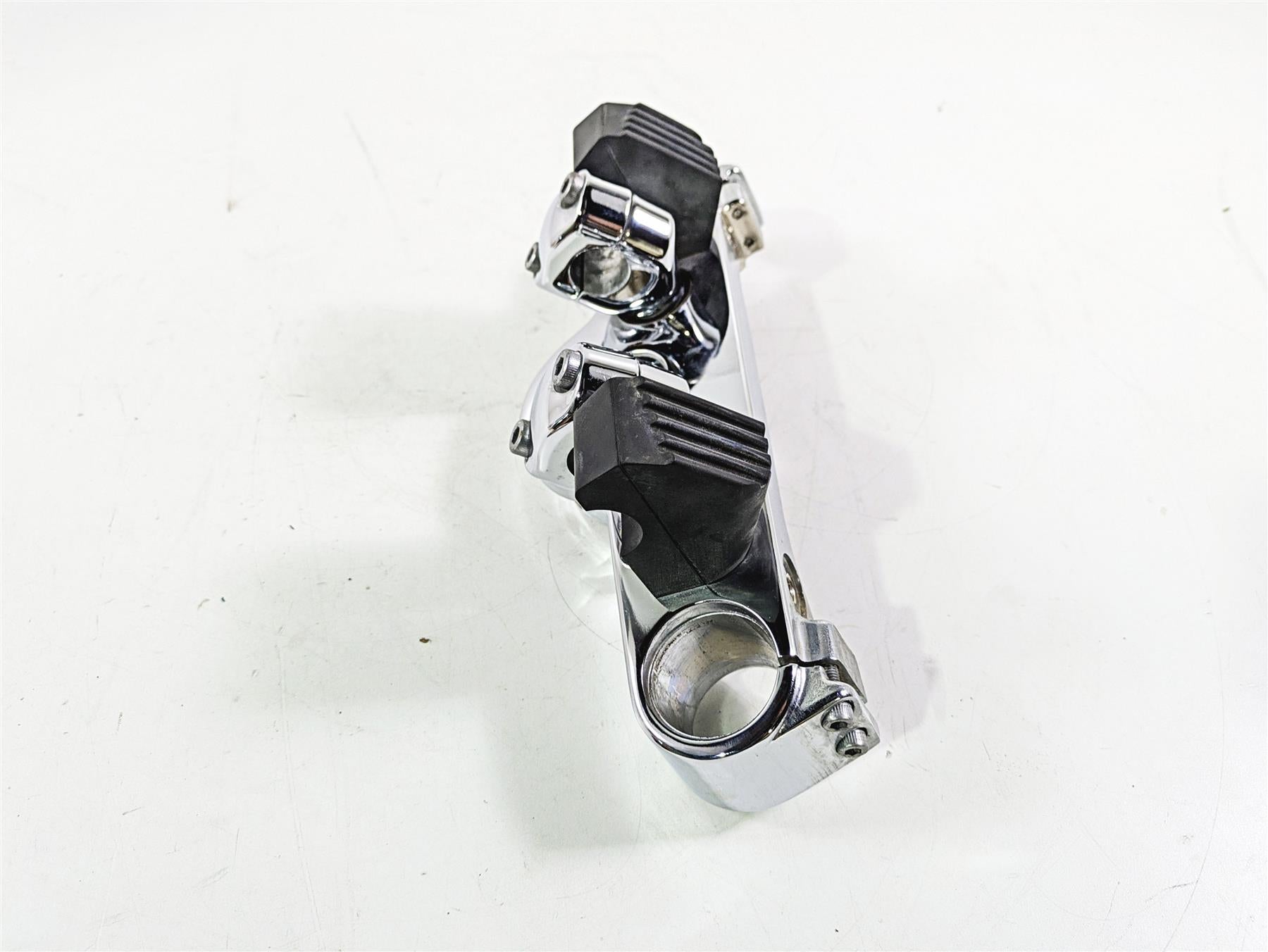 2008 Yamaha XVZ1300 Royal Star Upper Chrome Triple Tree Riser Set 4XY-W2341-00 {{ shop.shopifyCountryName }} - Mototech271