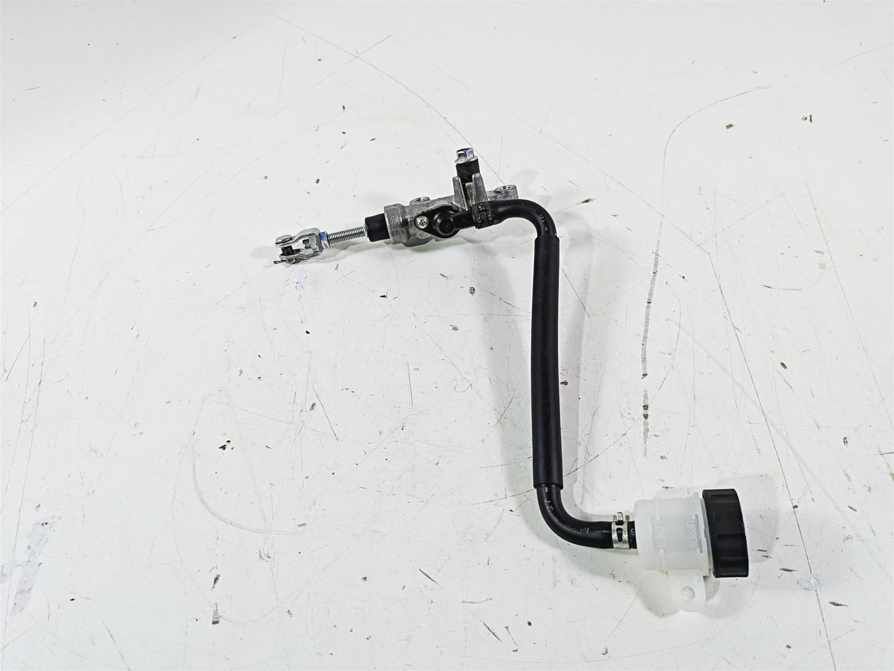 2022 Yamaha YXZ1000 R Clutch Actuator Master Cylinder 5/8 Nissin 2HC-26450-00-00 {{ shop.shopifyCountryName }} - Mototech271