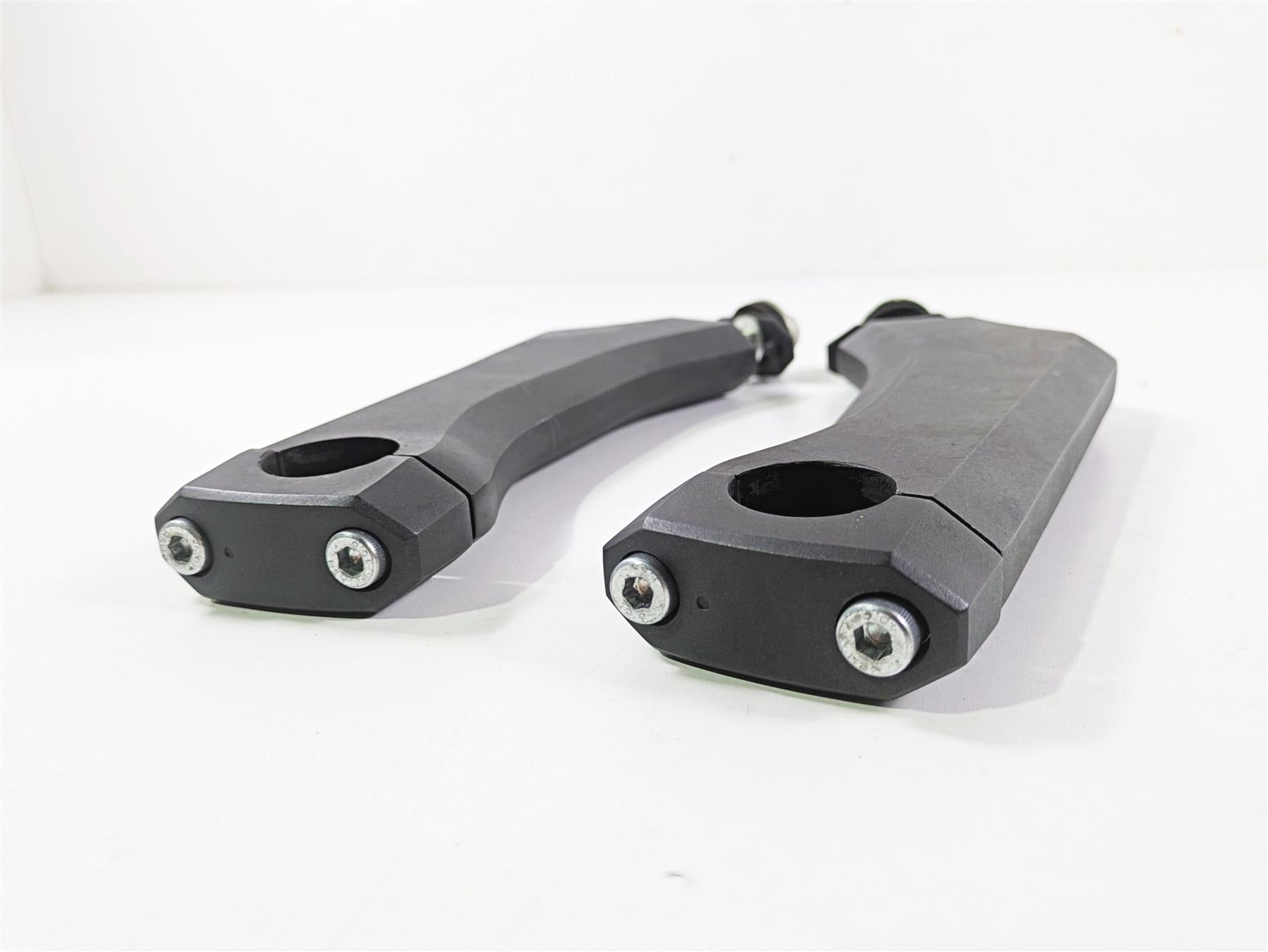 2019 Suzuki M109R VZR1800 Boulevard Handlebar Holder Risers 9" 56224-48G30 {{ shop.shopifyCountryName }} - Mototech271