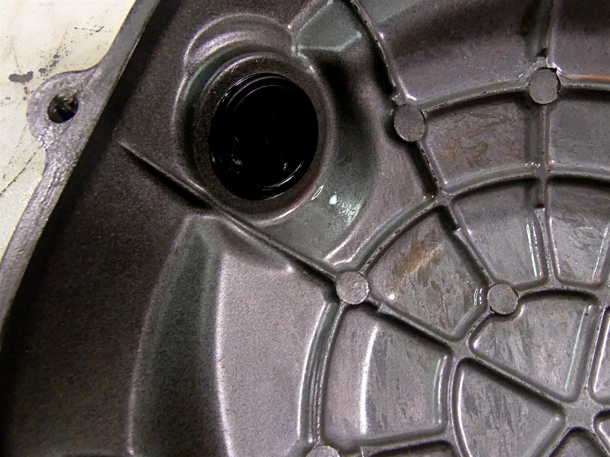 2012 Kawasaki ZX1400 ZX14R Ninja Oem Engine Side Clutch Cover 14032-0570 {{ shop.shopifyCountryName }} - Mototech271