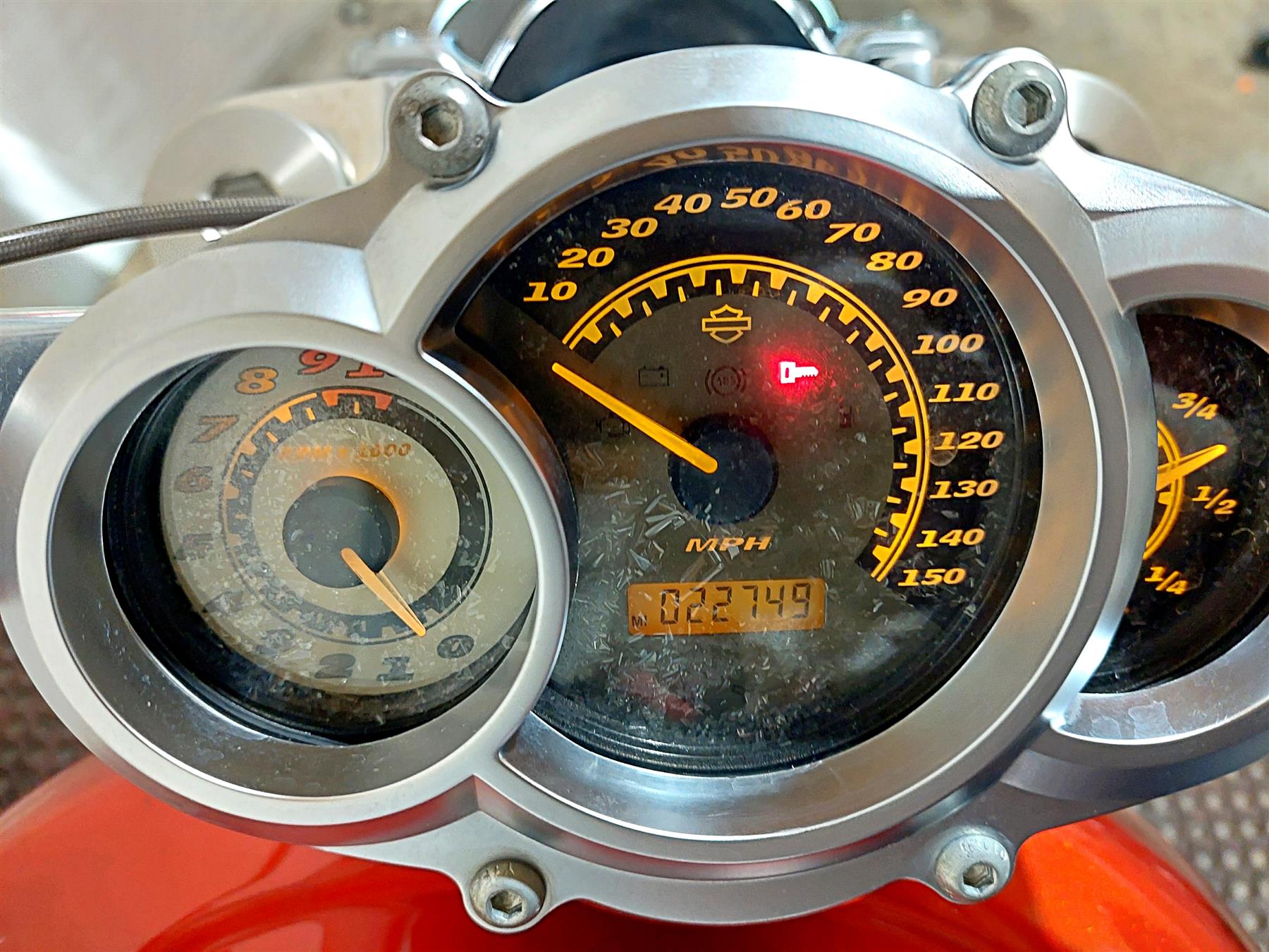2013 Harley VRSCF Muscle Vrod Speedometer Gauges Instrument - 22k -Read 71962-09 {{ shop.shopifyCountryName }} - Mototech271