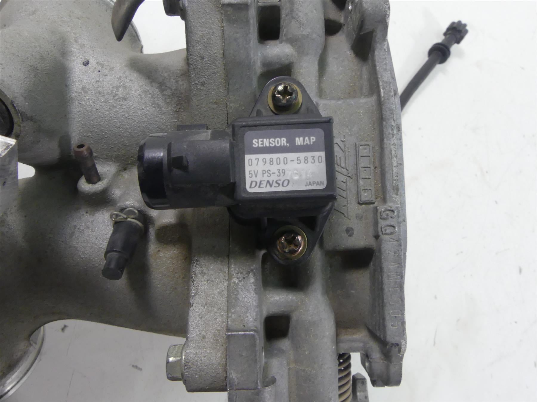 2005 Honda V-Twin VTX1800 S3 Keihin Throttle Body Bodies 16400-MCH-003 {{ shop.shopifyCountryName }} - Mototech271