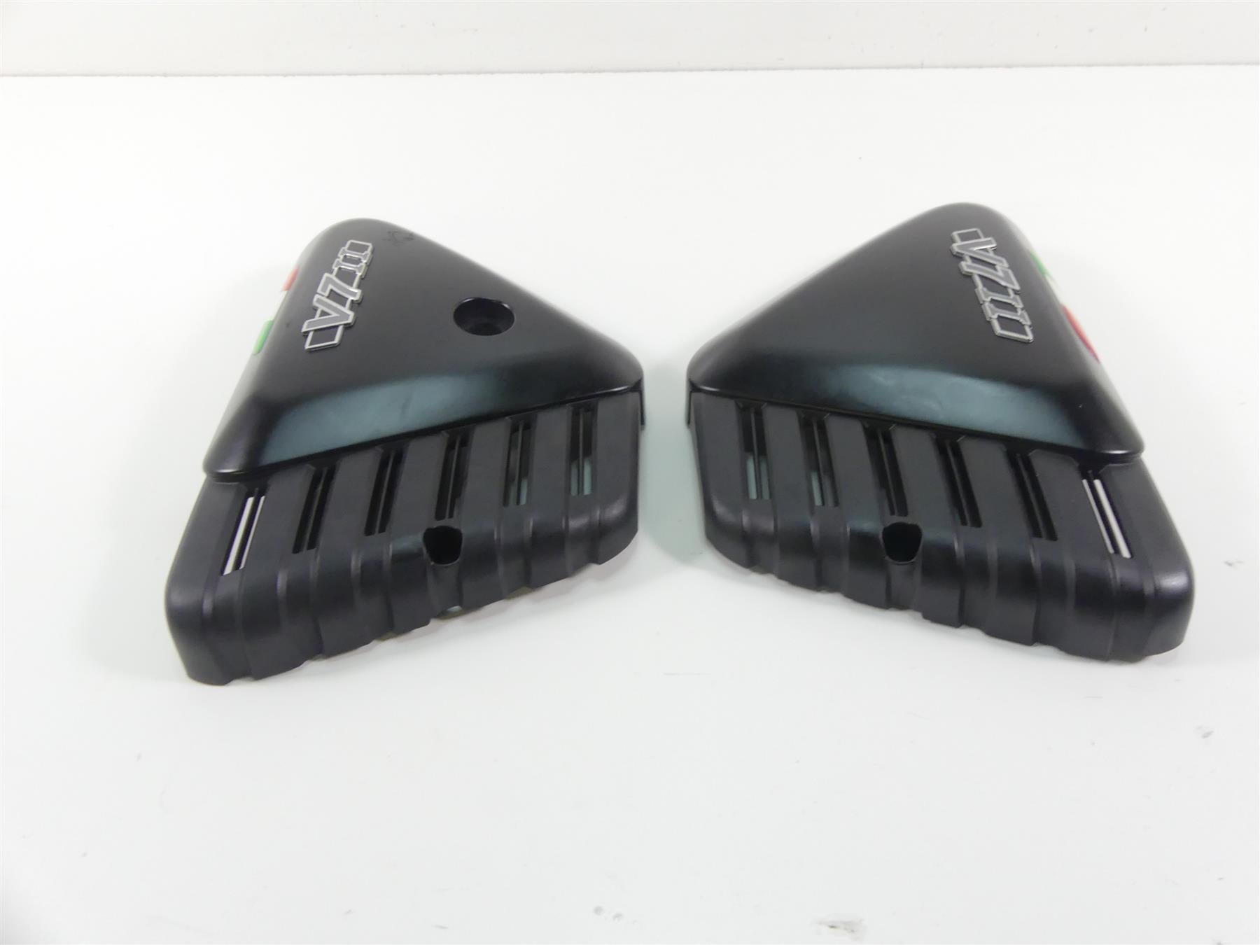 2016 Moto Guzzi V7 II Special 750 Left Right Side Cover Fairing Set 2B000840 {{ shop.shopifyCountryName }} - Mototech271