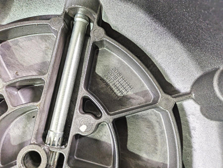 2018 Indian Chieftain Limited Primary Drive Clutch Engine Cover 1205125-521 {{ shop.shopifyCountryName }} - Mototech271