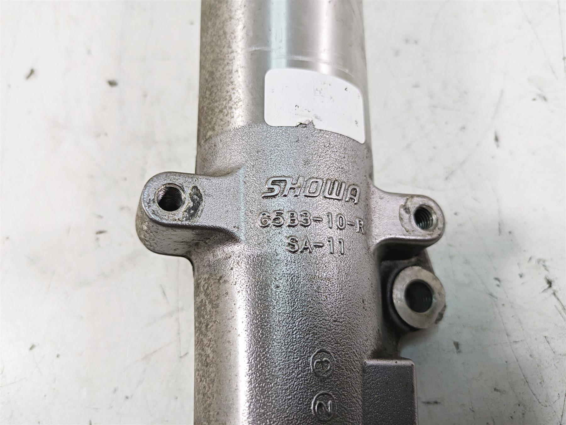 2013 Harley Touring FLHX Street Glide Right Front Fork Lower Slider 46498-00A {{ shop.shopifyCountryName }} - Mototech271