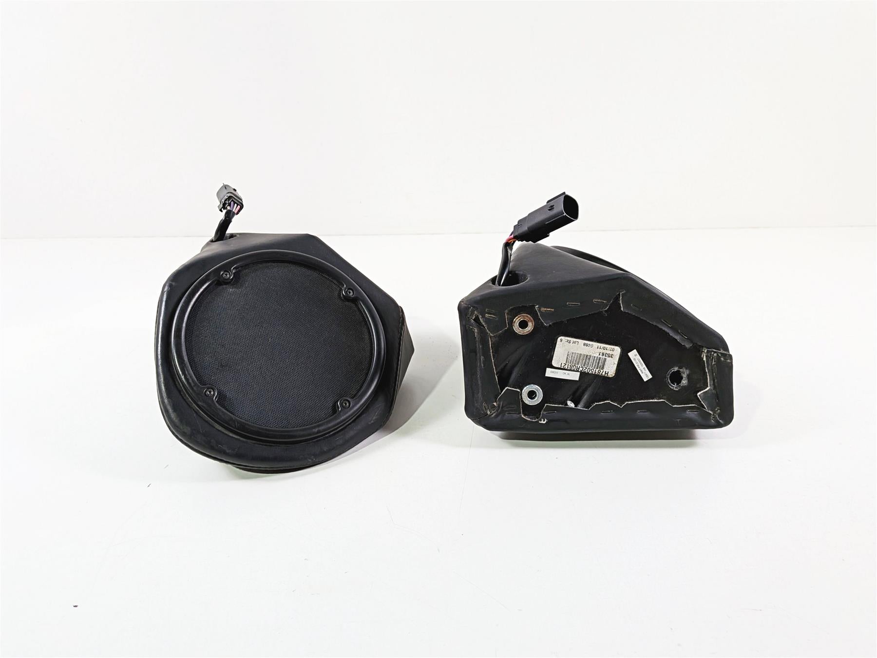 2011 Harley Touring FLHTCU CVO Electra Glide Trunk Speakers 76301-08A 76284-08A-Mototech271