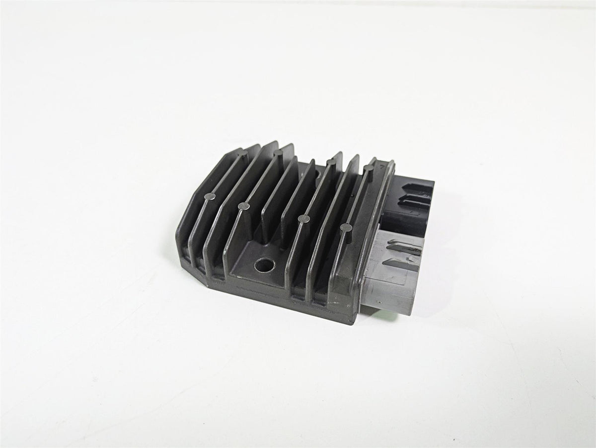 2014 Yamaha YZFR1 R1 RN22 Rectifier Voltage Regulator 1D7-81960-01-00 FH012AA {{ shop.shopifyCountryName }} - Mototech271