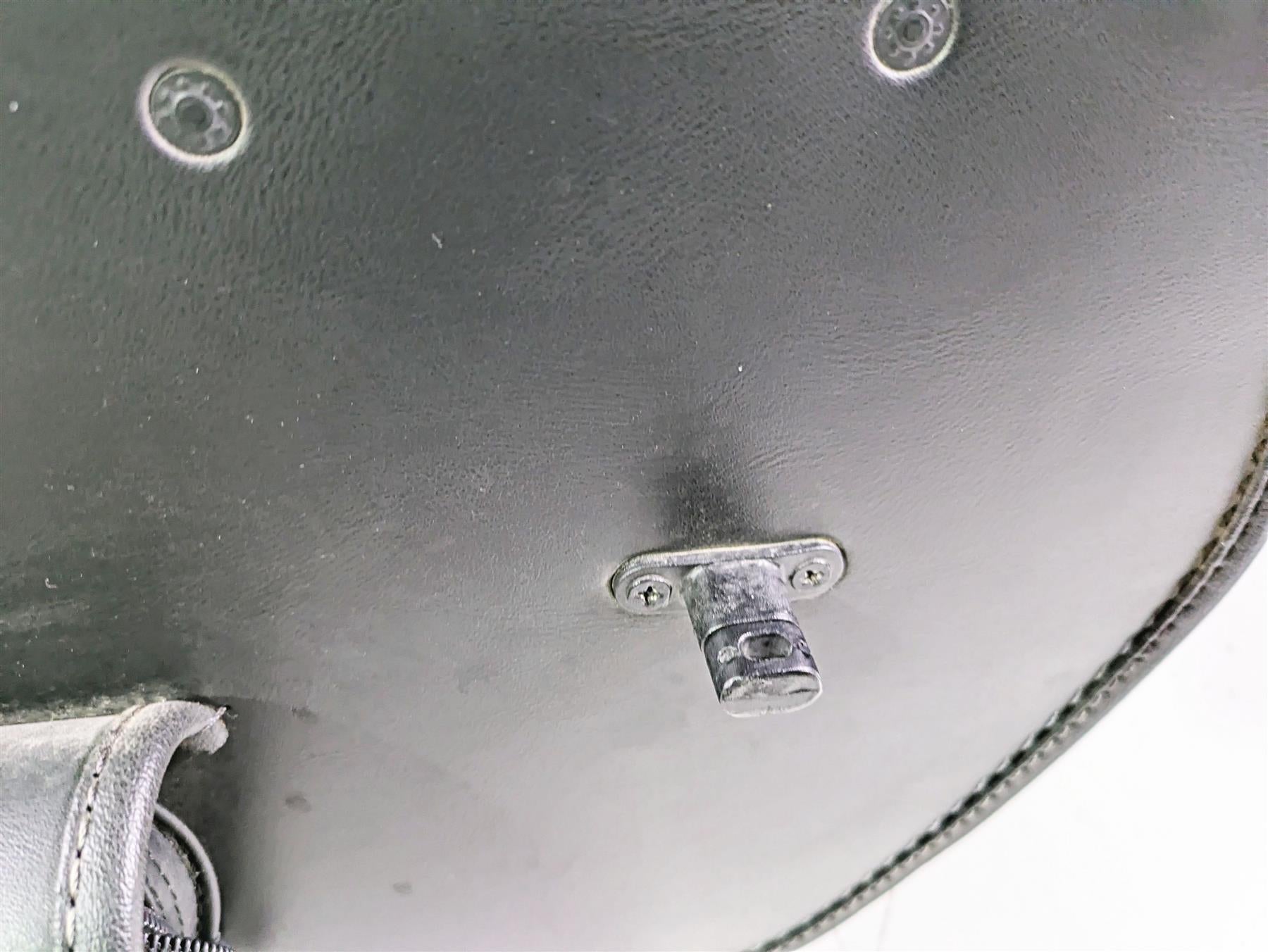 2004 Victory Kingpin Viking Bags Right Saddle Bag Saddlebag + Key {{ shop.shopifyCountryName }} - Mototech271