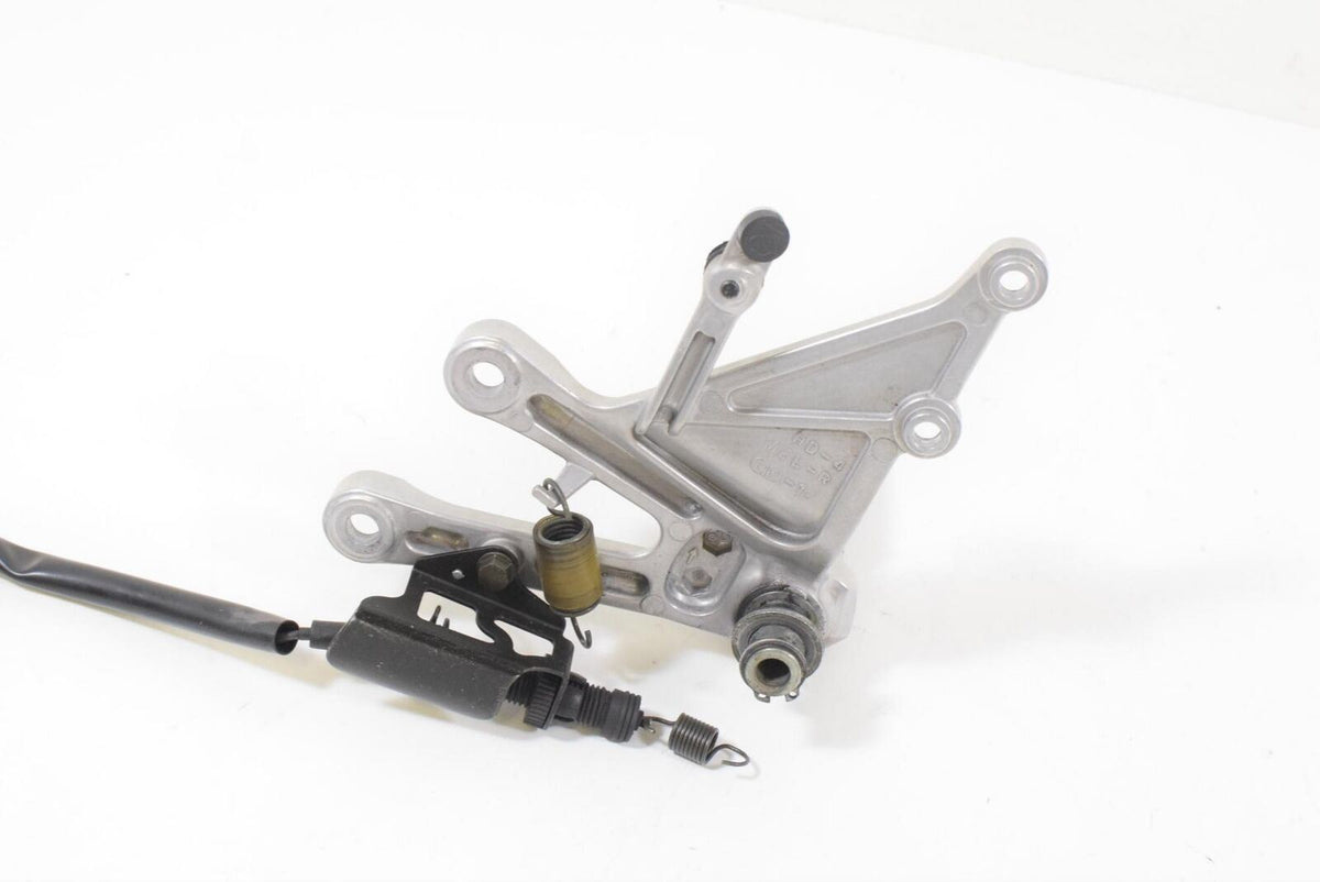 2004 Honda CBR1000RR CBR1000 RR Right Rider Footpeg Foot Peg Rest 50600-MEL-000 {{ shop.shopifyCountryName }} - Mototech271