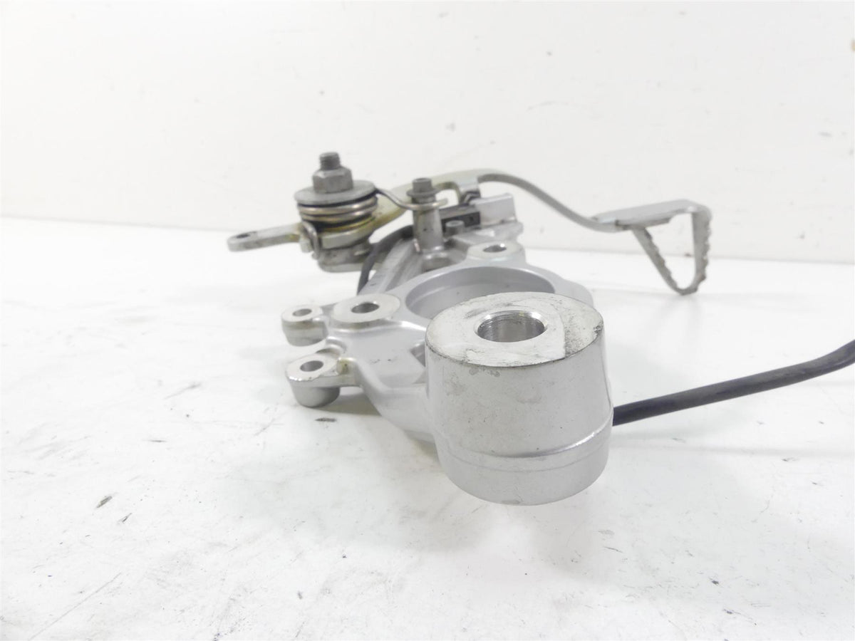 2003 BMW R1150 GS R21 Right Front Rider Footpeg Mount & Brake Pedal 46712335598 {{ shop.shopifyCountryName }} - Mototech271