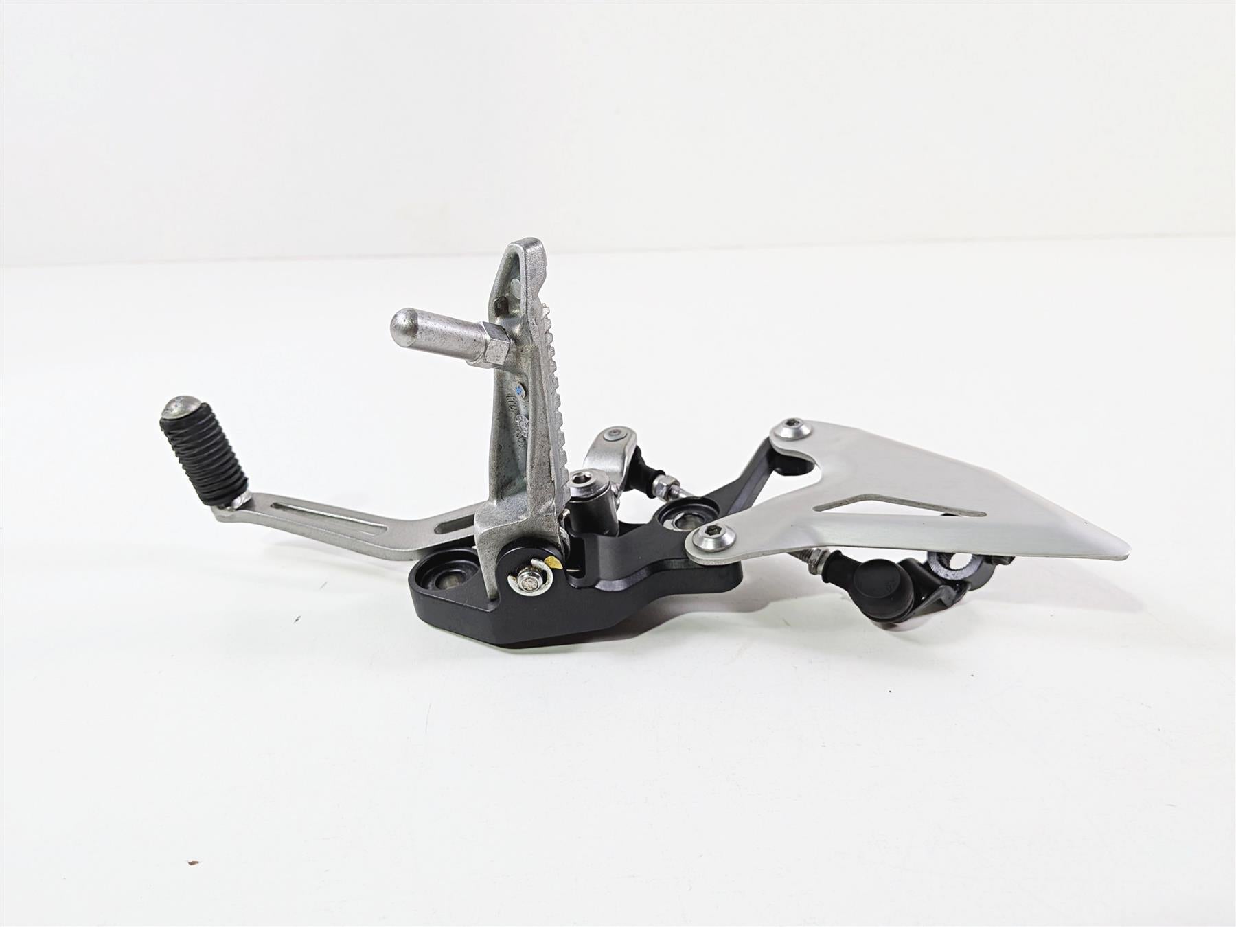2024 Kawasaki EX500 Ninja 40th An. Left Front Foot Peg & Shifter 35063-1407 {{ shop.shopifyCountryName }} - Mototech271