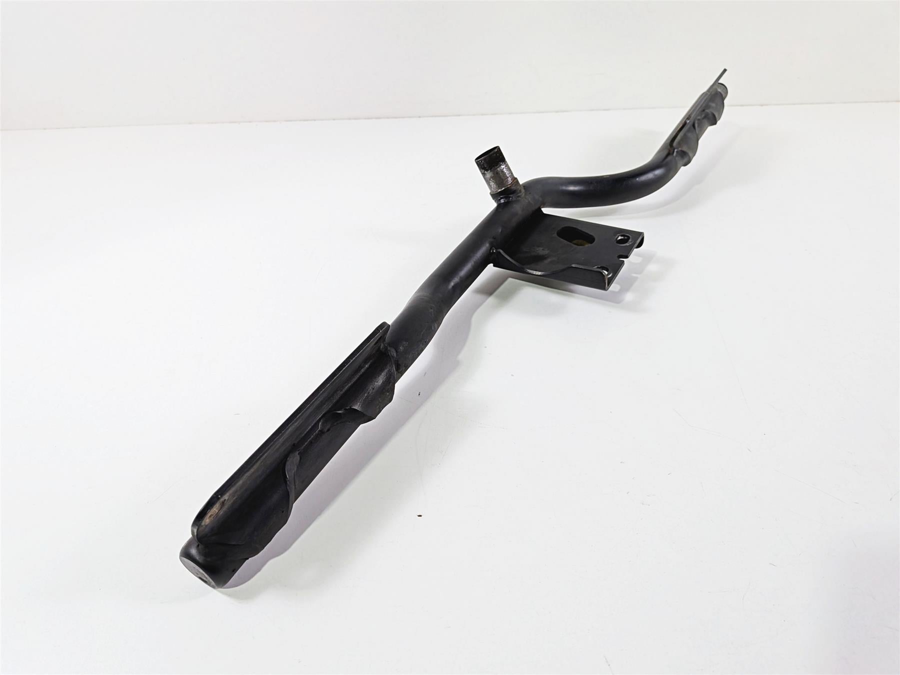 2014 Harley FXSB Softail Breakout Stock Exhaust Header Pipe Mount 66773-10-Mototech271
