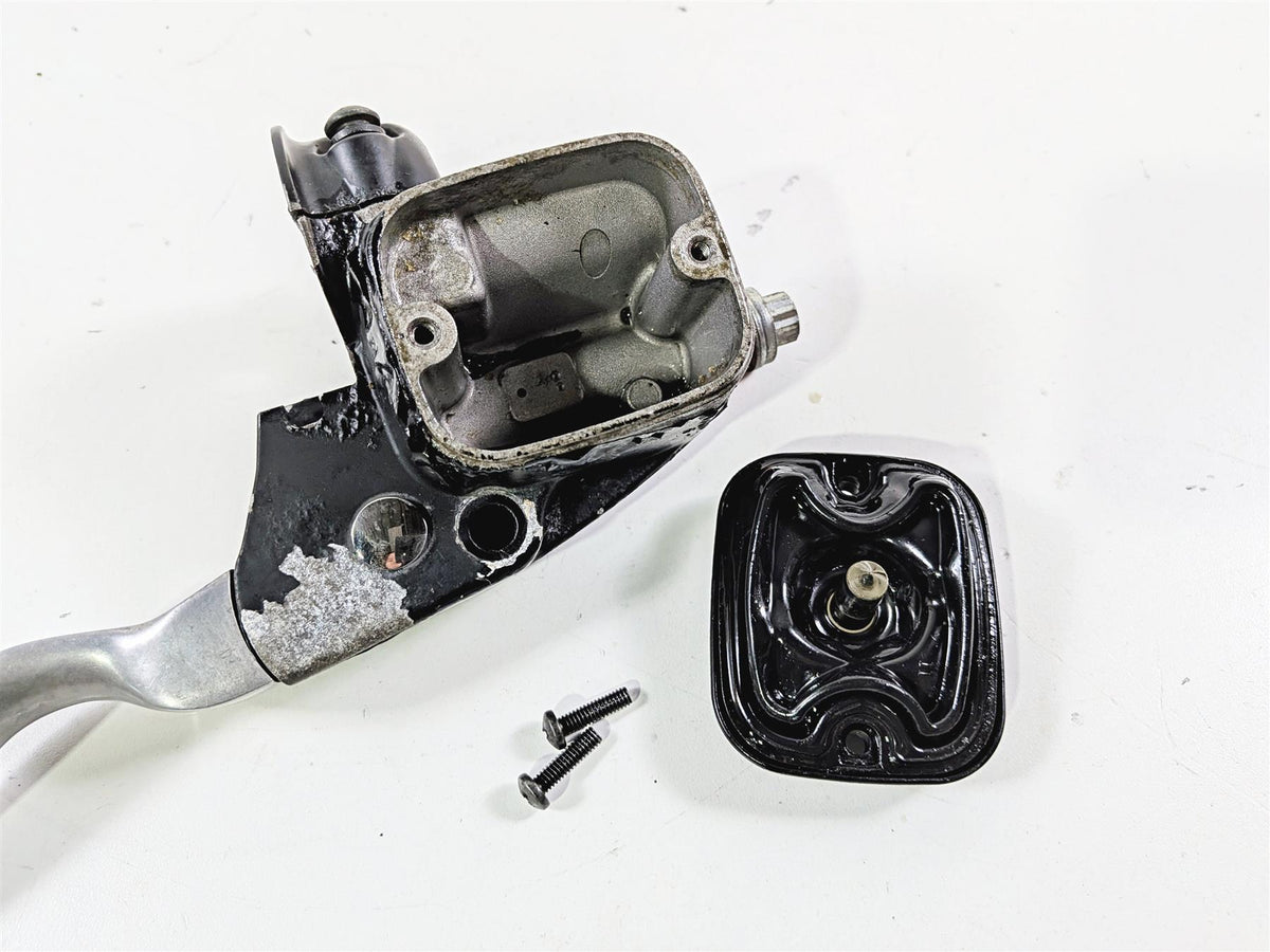 2012 Harley Softail FLSTF Fat Boy Front Brake Master Cylinder 9/16 45029-11D {{ shop.shopifyCountryName }} - Mototech271
