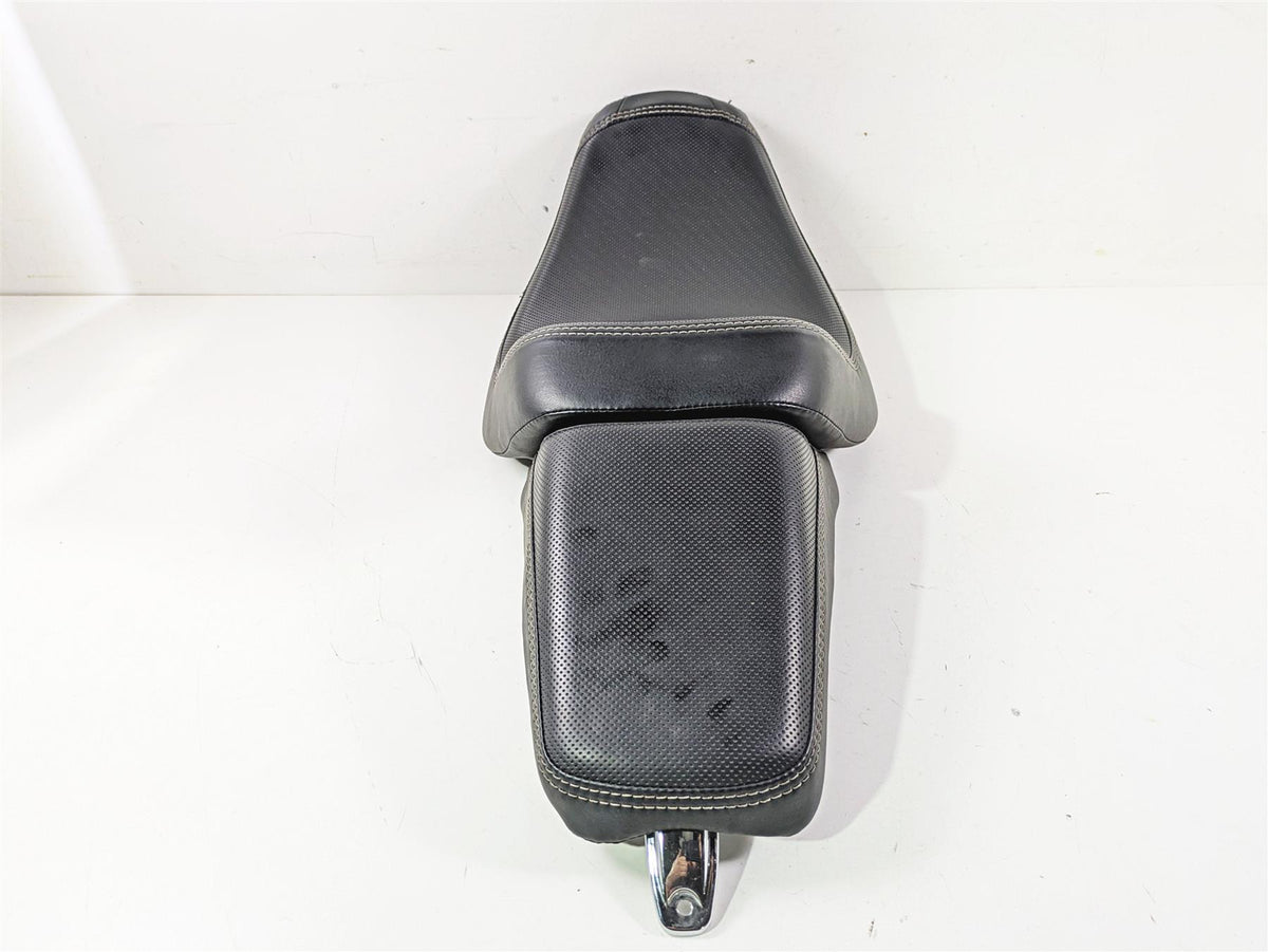 2015 Harley FXDF Dyna Fat Bob Seat Saddle Oem 1 Piece 2 Up 52000117 {{ shop.shopifyCountryName }} - Mototech271