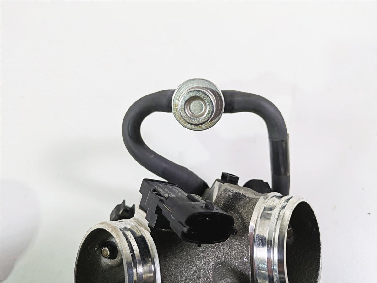 2016 Indian Chief Classic Throttle Body & Intake Manifold 5138214 1204685 {{ shop.shopifyCountryName }} - Mototech271