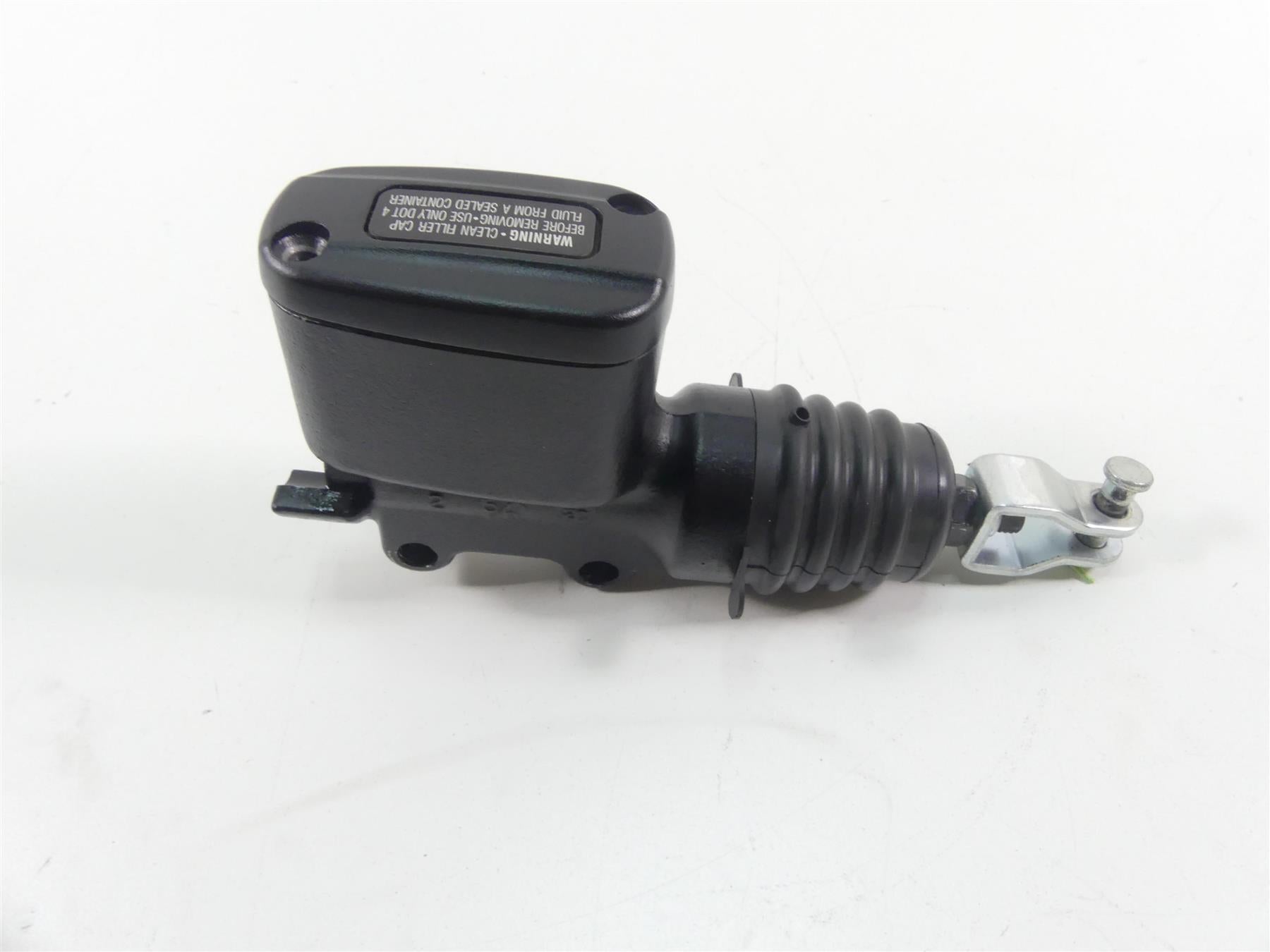2022 Harley Softail FXBBS Street Bob Rear Brake Master Cylinder 5/8" 41700460 {{ shop.shopifyCountryName }} - Mototech271