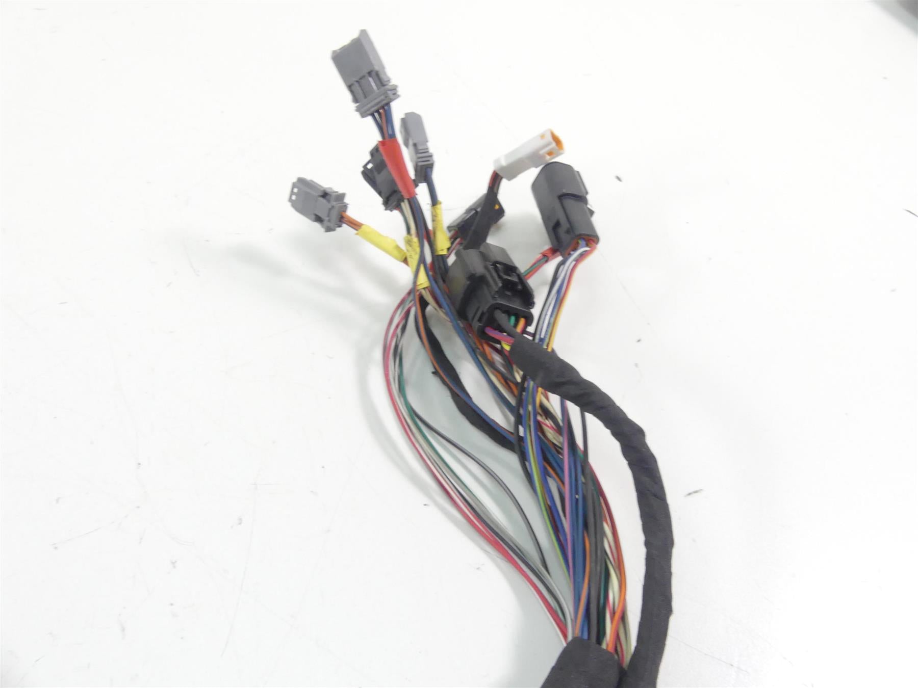 2019 Harley Softail FXBB Street Bob Main Non-Abs Wiring Harness 69201493 {{ shop.shopifyCountryName }} - Mototech271