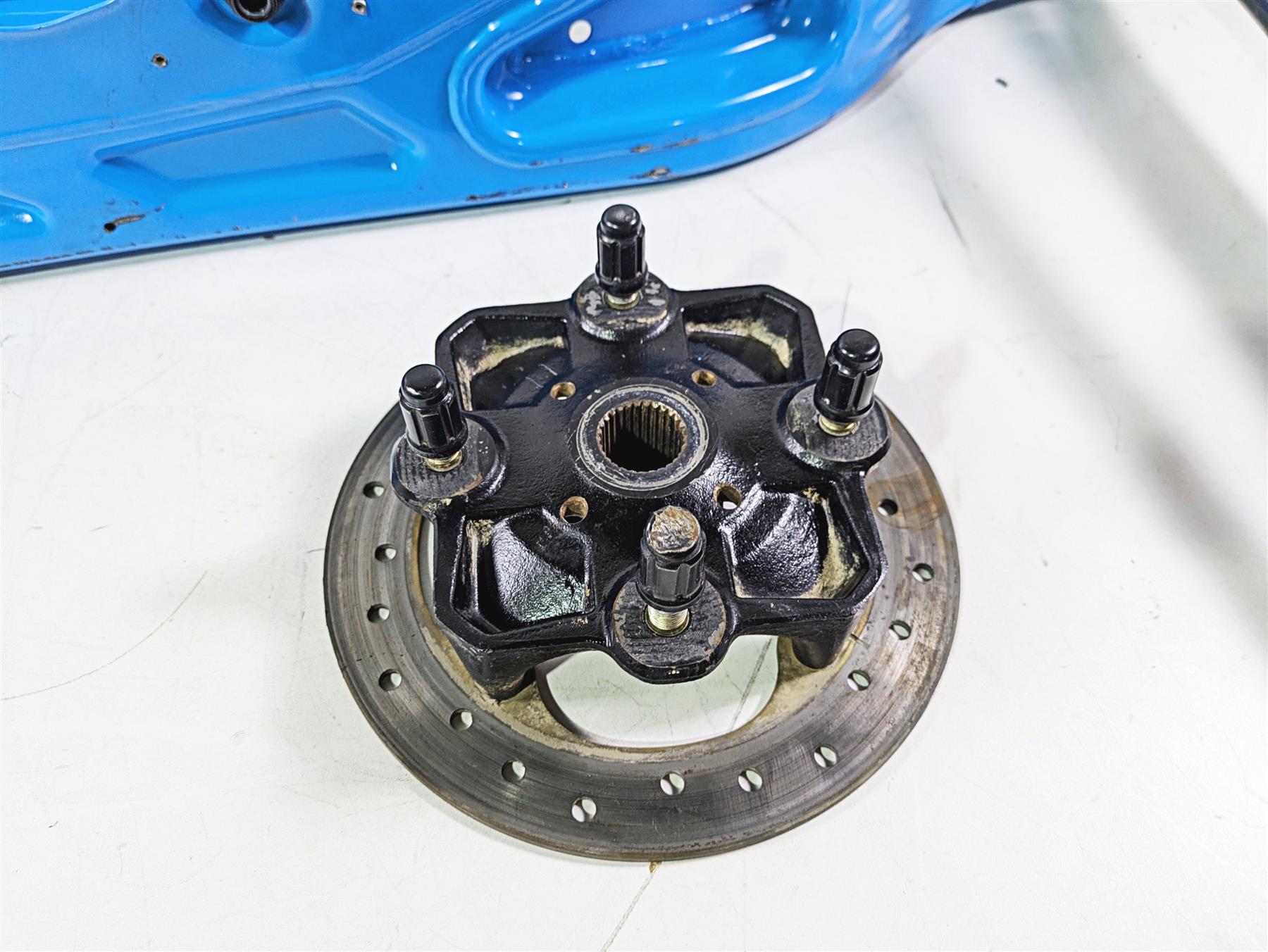 2018 Can Am Maverick X3 XRC Turbo R Rear Right Trailing Arm 72" Blue 706002956 {{ shop.shopifyCountryName }} - Mototech271