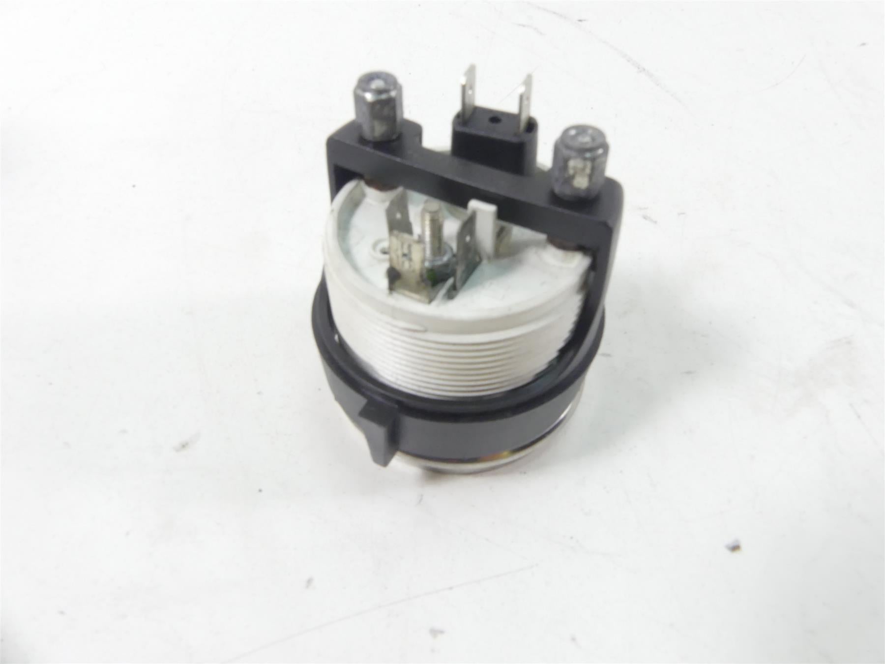 2011 Harley Touring FLTRX Road Glide Oil Pressure Gauge Instrument 75165-01A {{ shop.shopifyCountryName }} - Mototech271