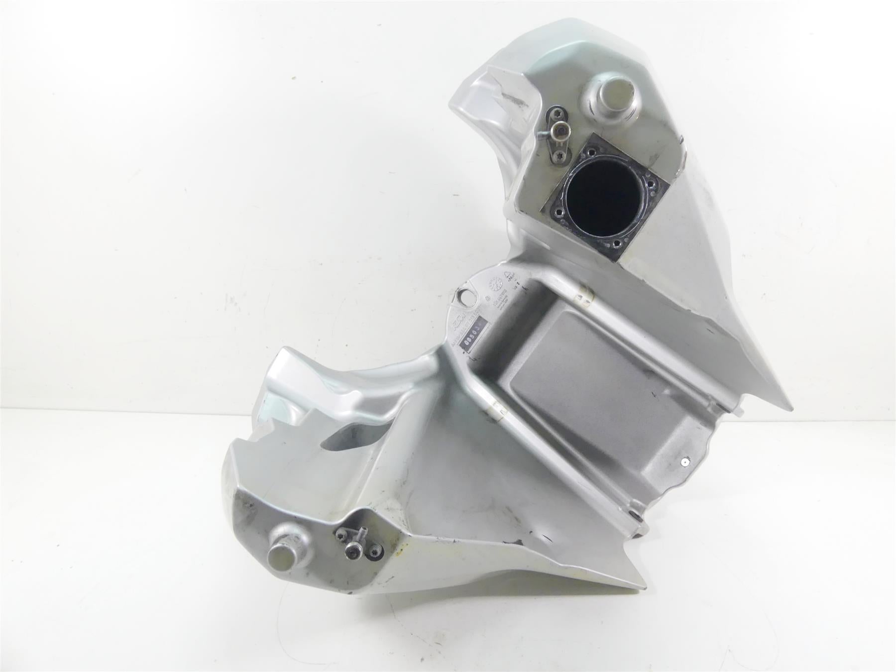 2015 KTM 1290 Adventure Fuel Gas Petrol Tank - No Damage 60407013044 60407013000 {{ shop.shopifyCountryName }} - Mototech271