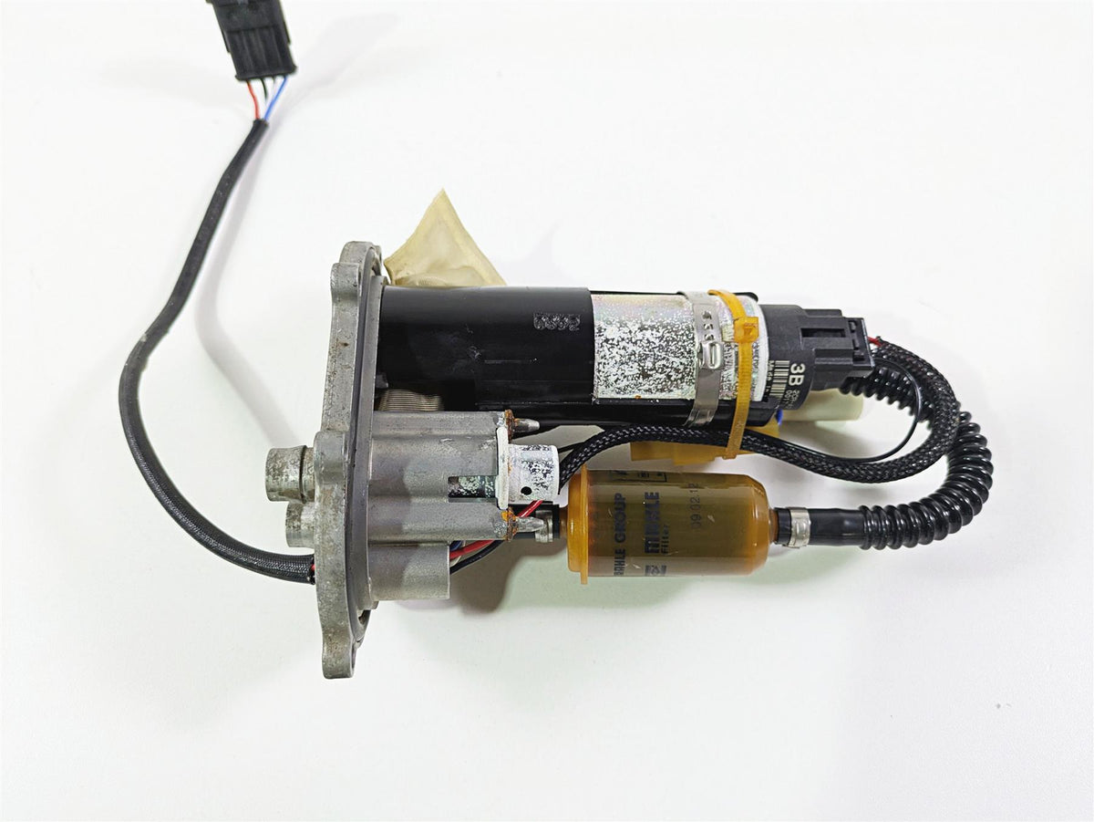 2010 Ducati Streetfighter 1098 S Fuel Gas Petrol Pump 16023661A 16023991A {{ shop.shopifyCountryName }} - Mototech271